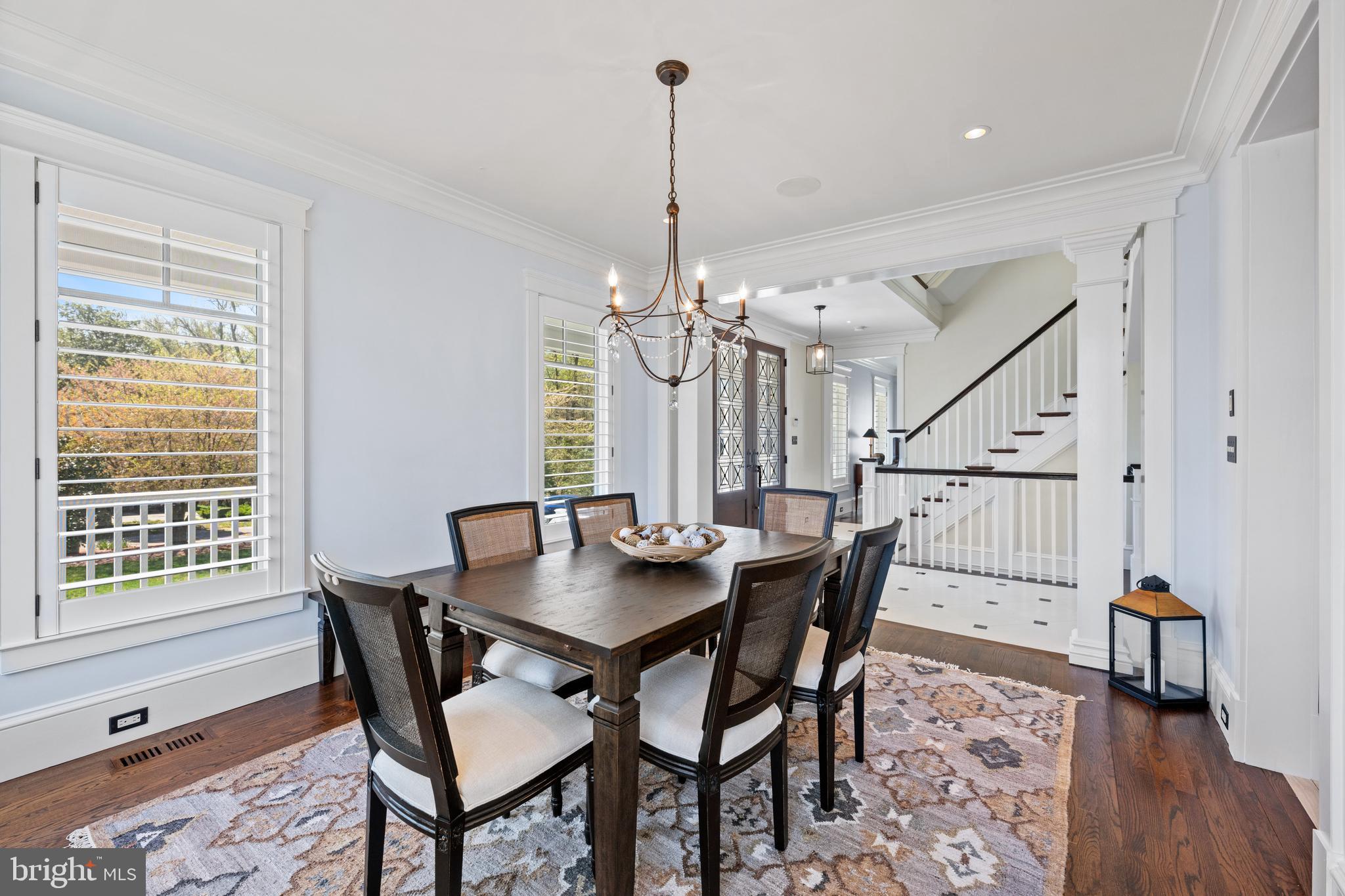 ANNAPOLIS ROADS - Residential