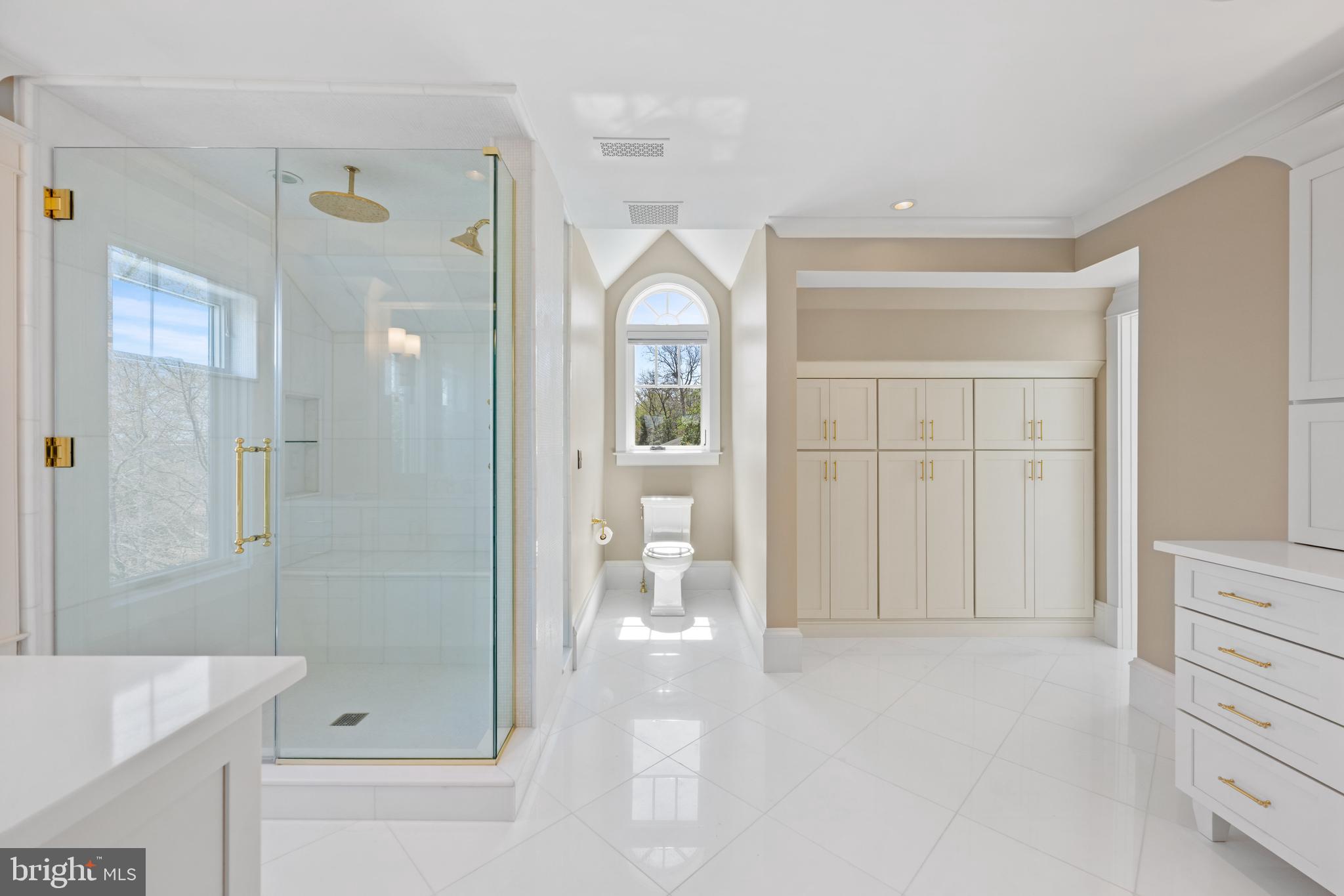 ANNAPOLIS ROADS - Residential