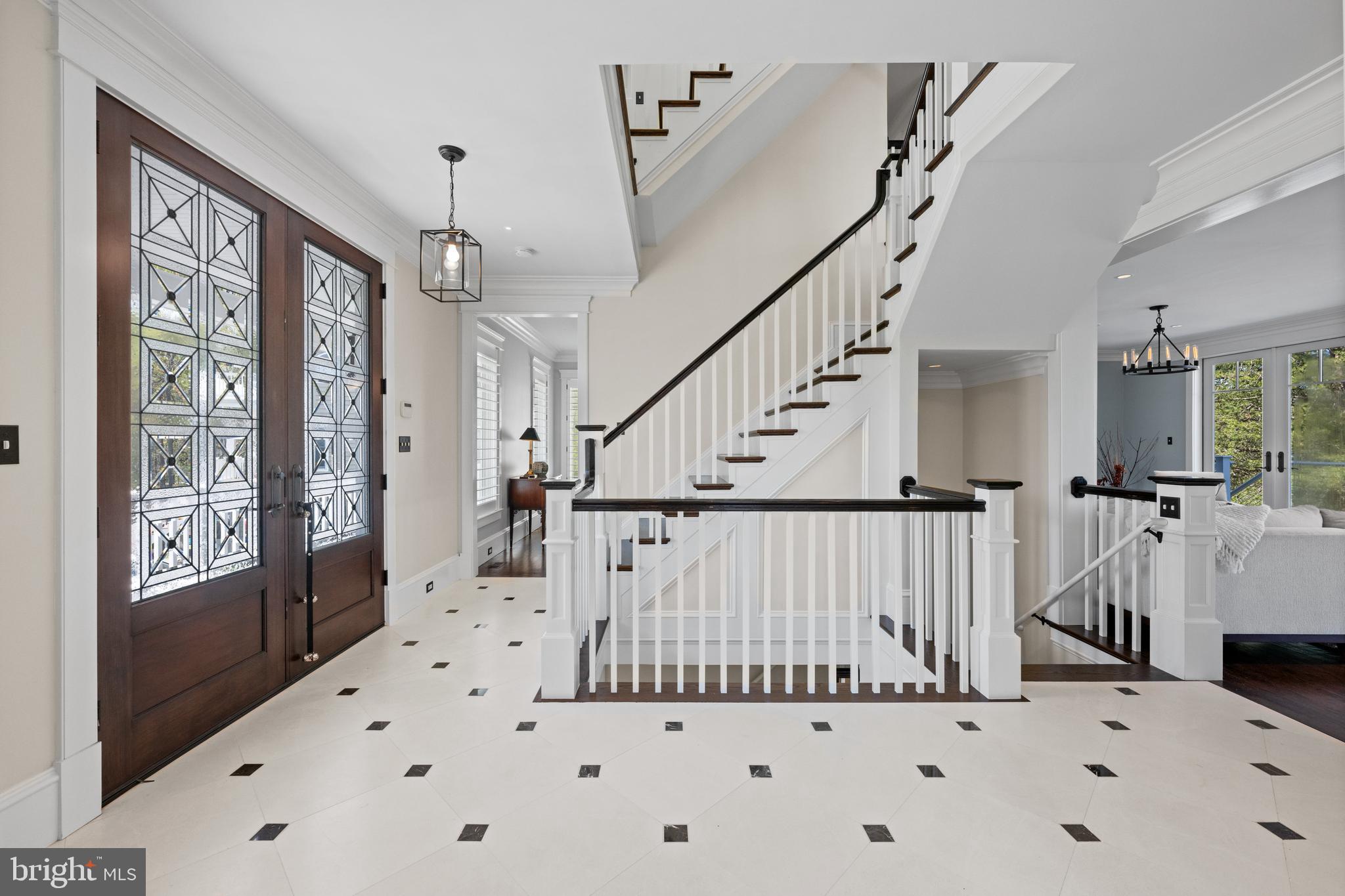 ANNAPOLIS ROADS - Residential