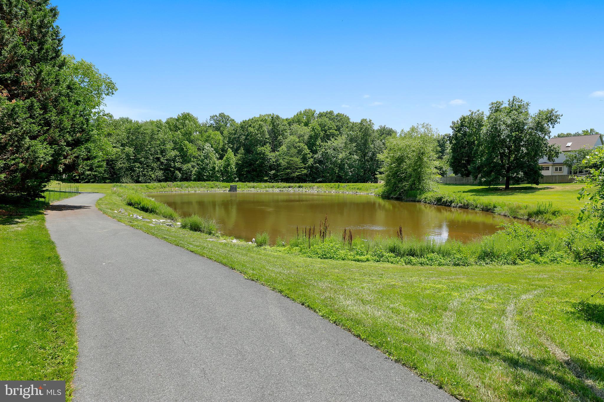 CROSSPOINTE - Residential