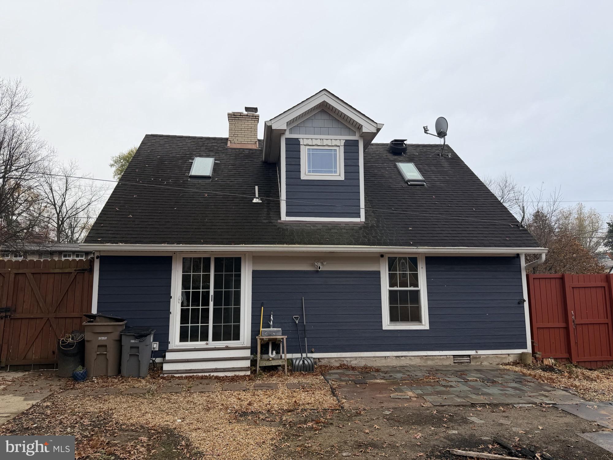 BROADWOOD MANOR - Residential