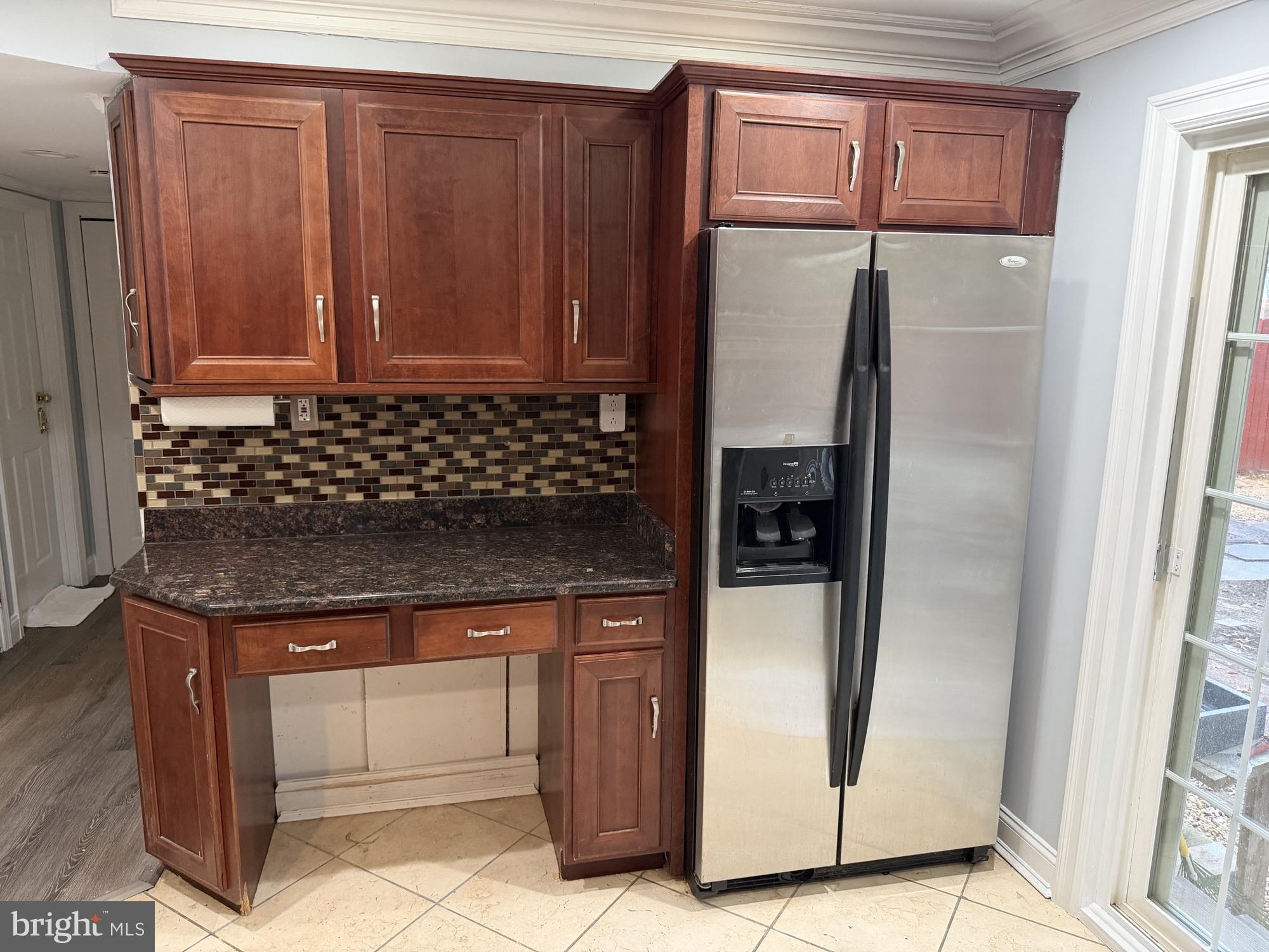 BROADWOOD MANOR - Residential