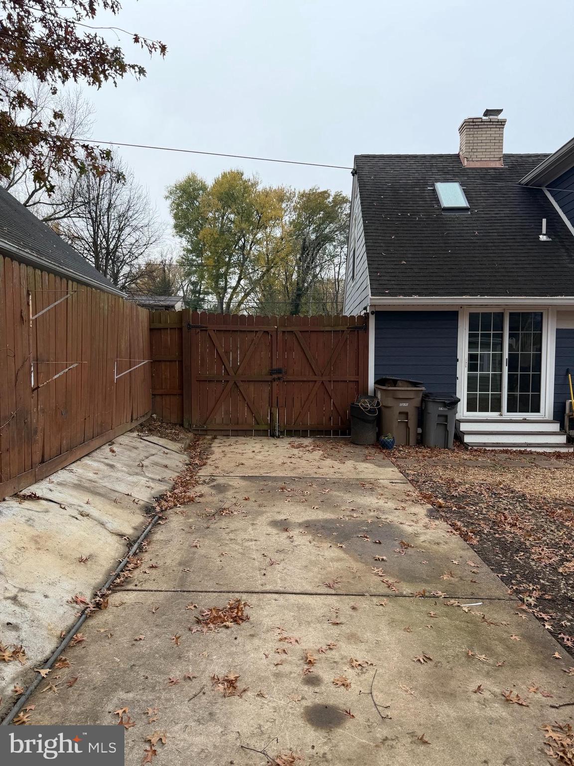 BROADWOOD MANOR - Residential