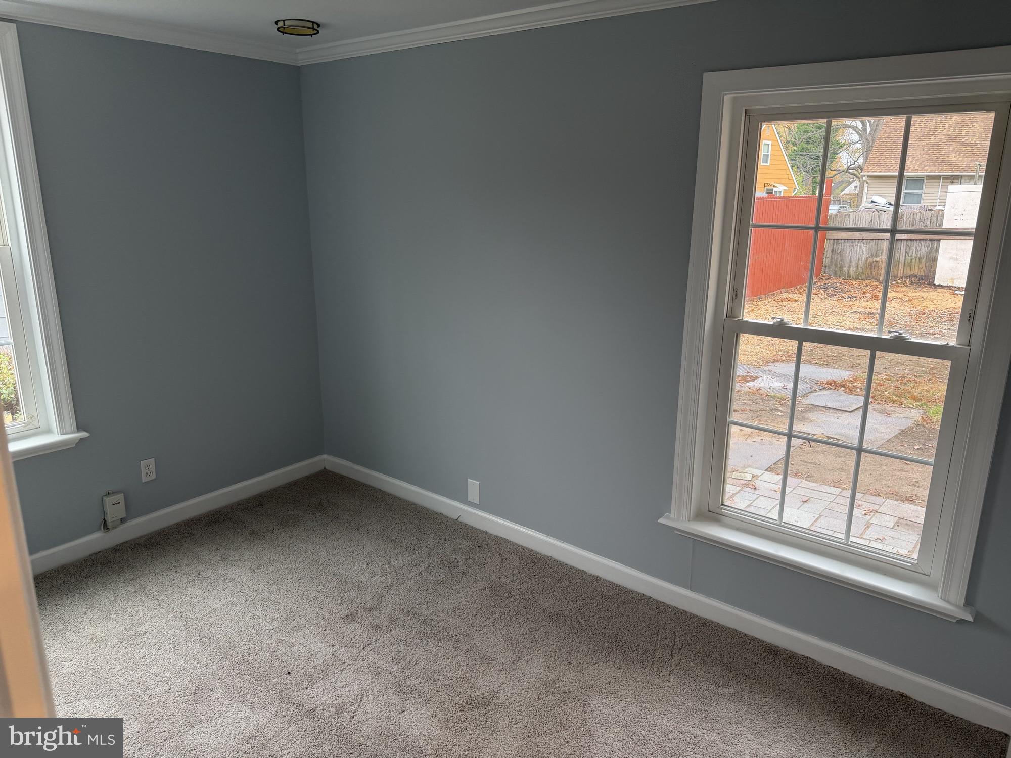 BROADWOOD MANOR - Residential