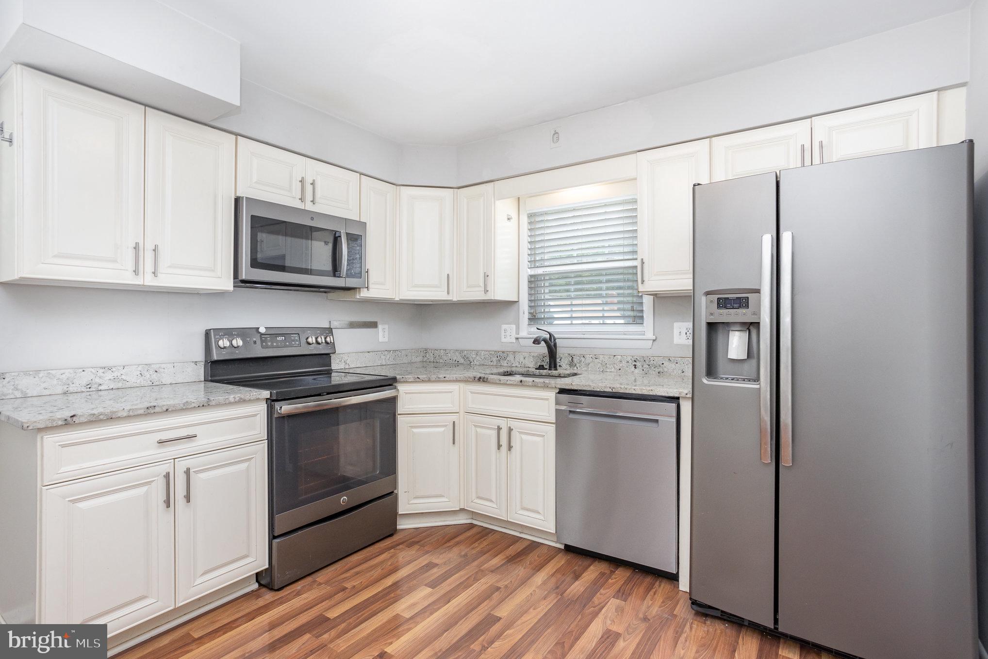 HILLBROOK - Residential