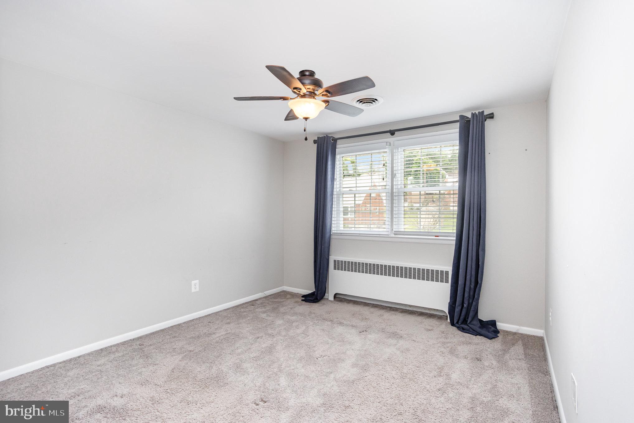 HILLBROOK - Residential