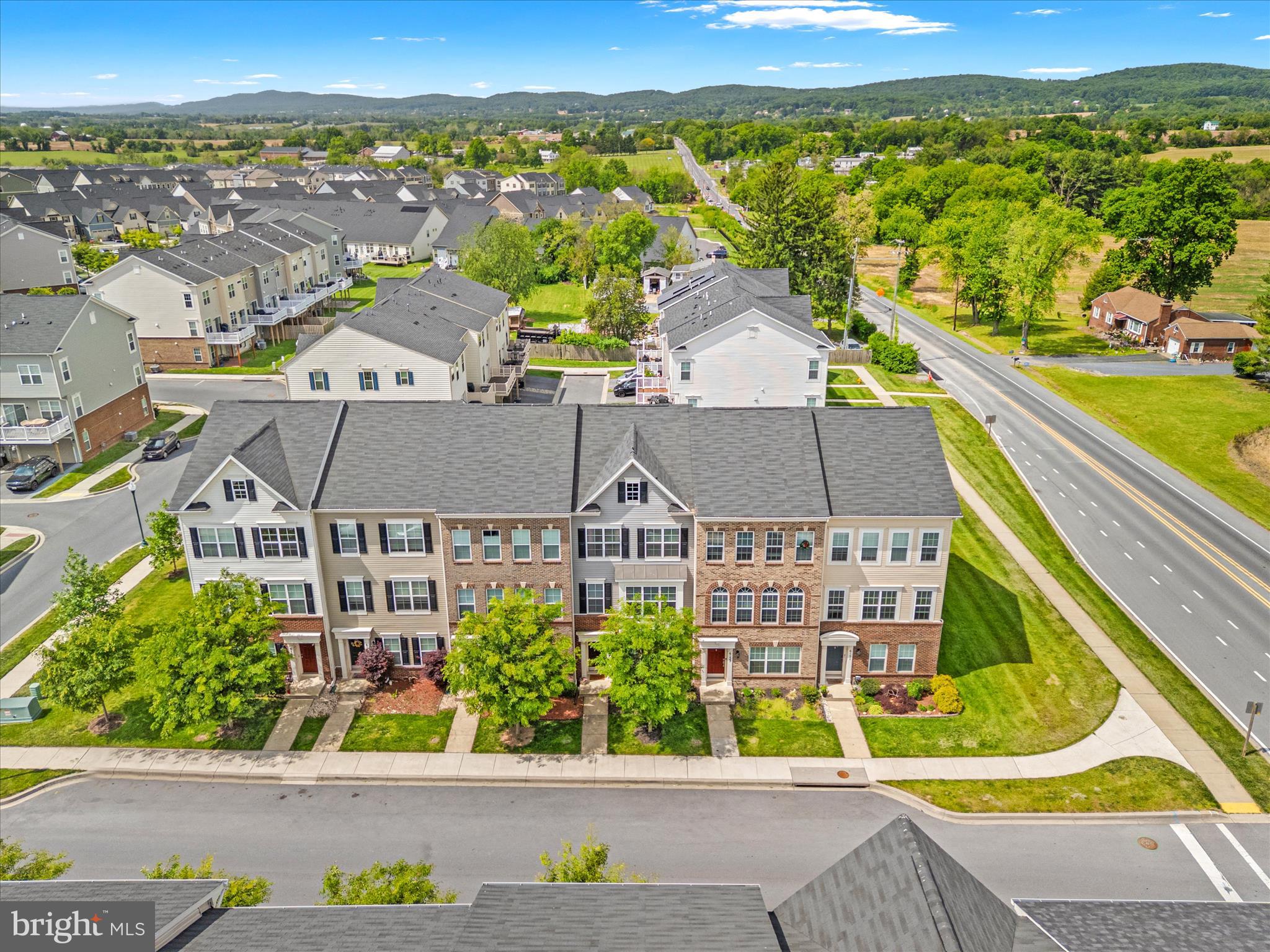 JEFFERSON PLACE - Residential