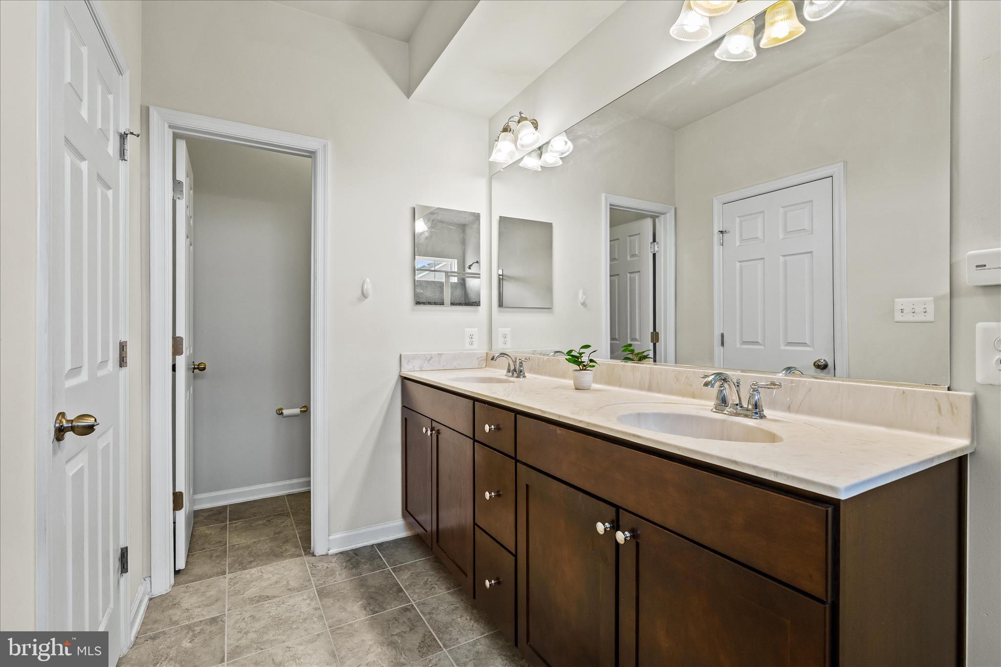 JEFFERSON PLACE - Residential