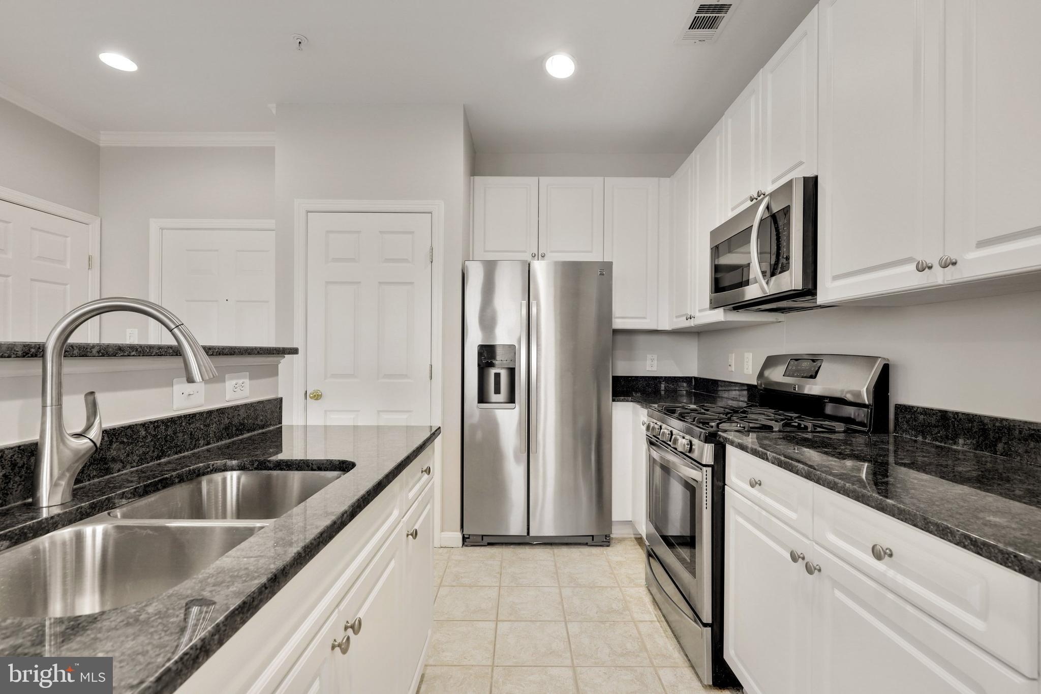 WESTBRIAR PLAZA - Residential