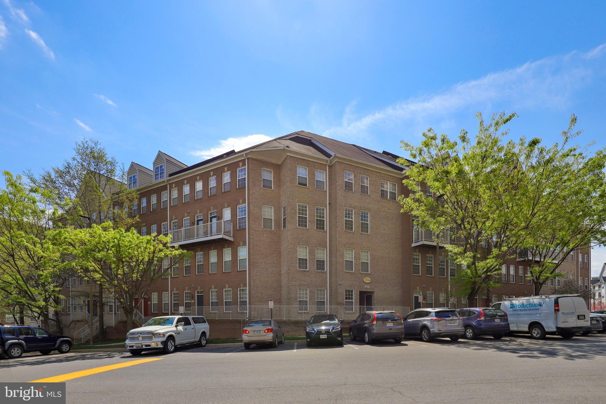 WESTBRIAR PLAZA - Residential