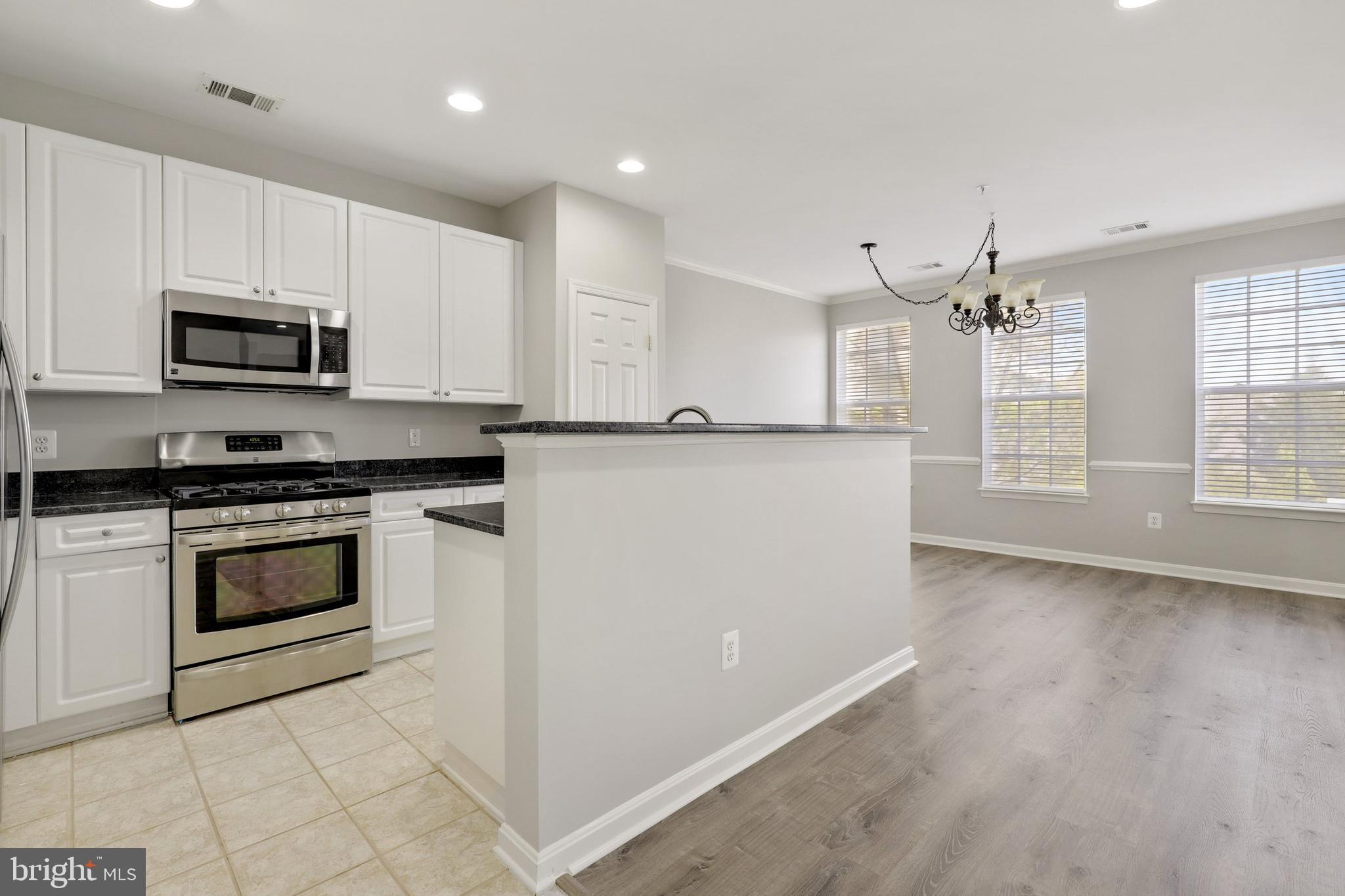 WESTBRIAR PLAZA - Residential