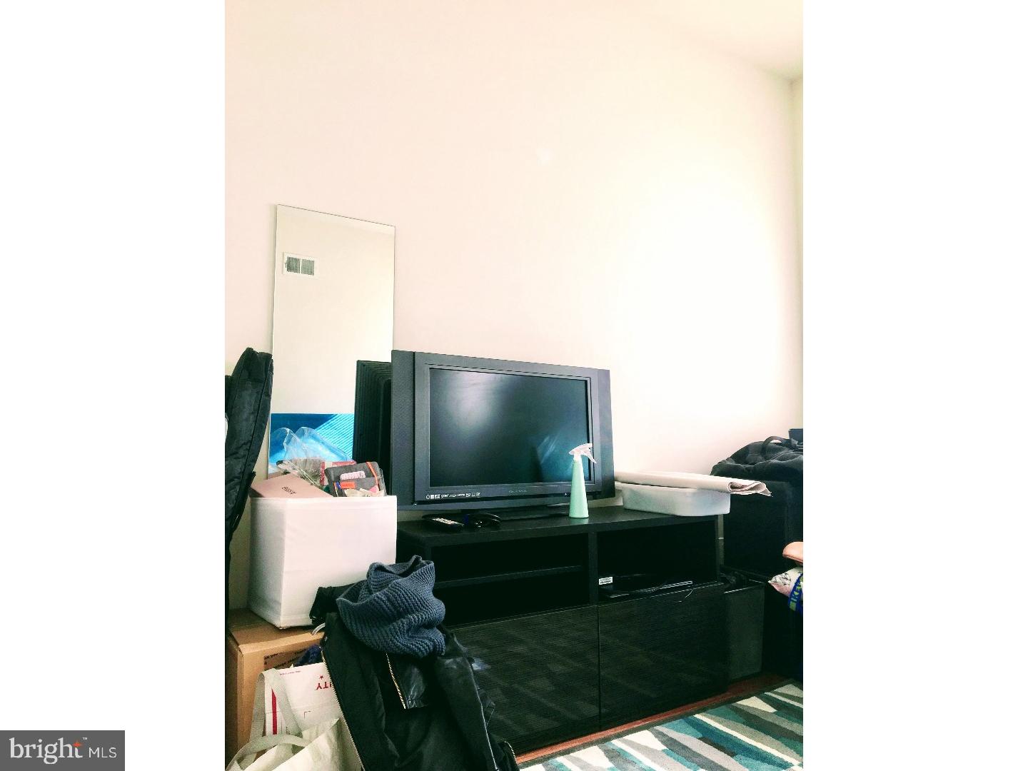 POINT BREEZE - Residential Lease