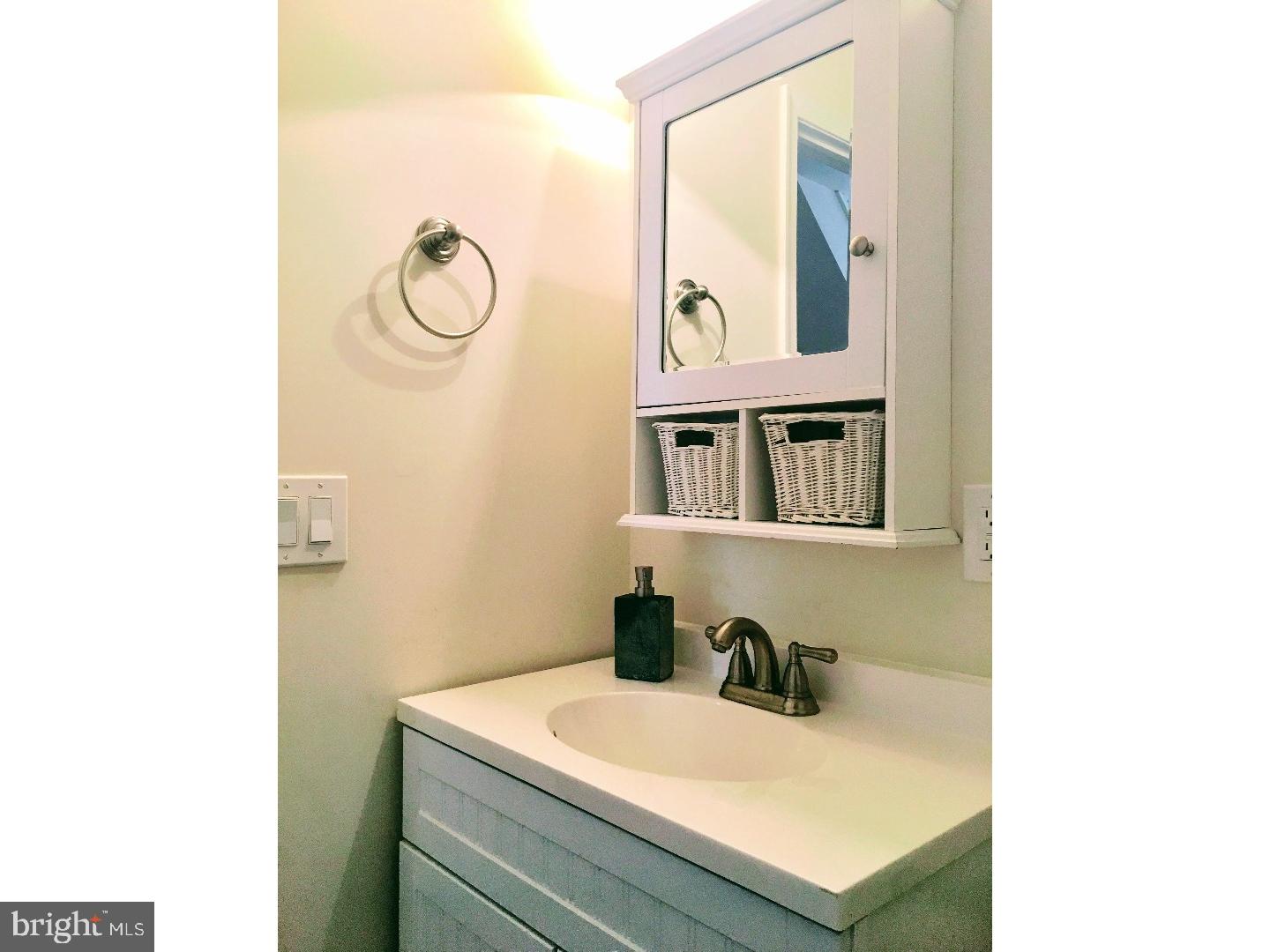 POINT BREEZE - Residential Lease