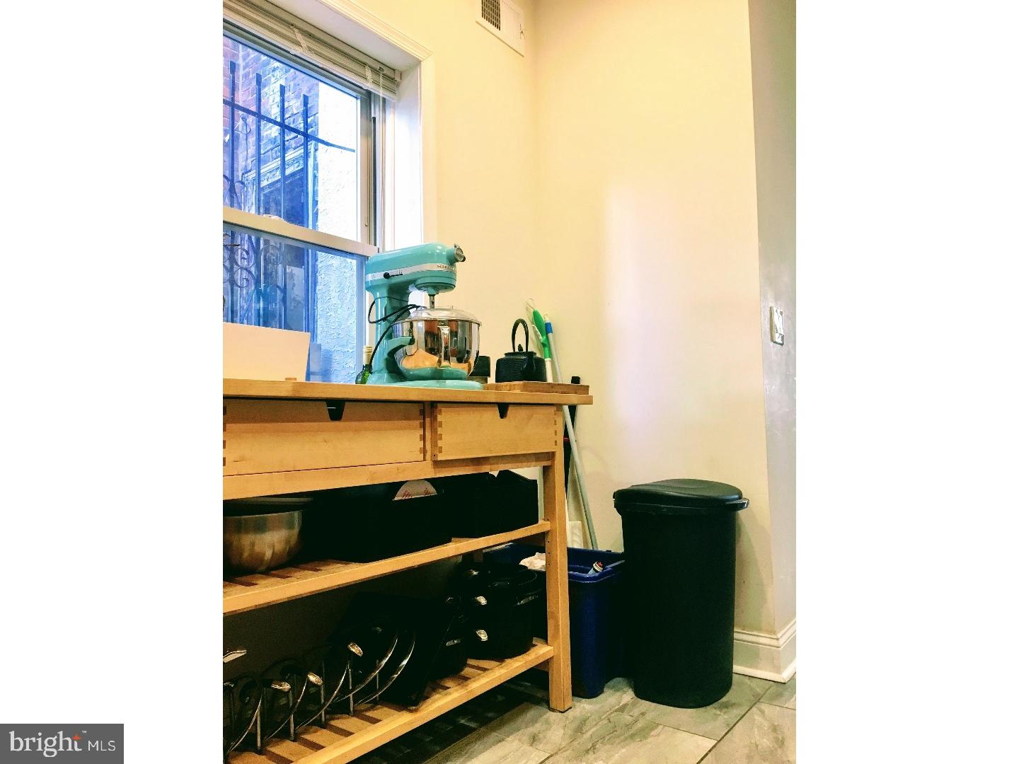 POINT BREEZE - Residential Lease