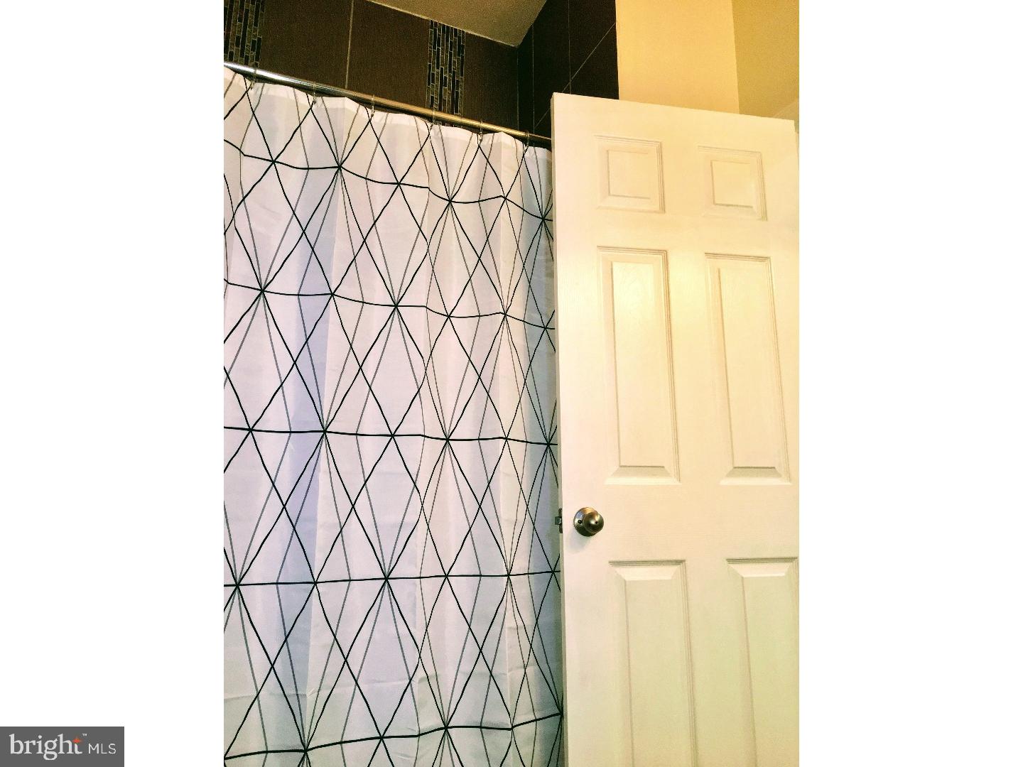 POINT BREEZE - Residential Lease