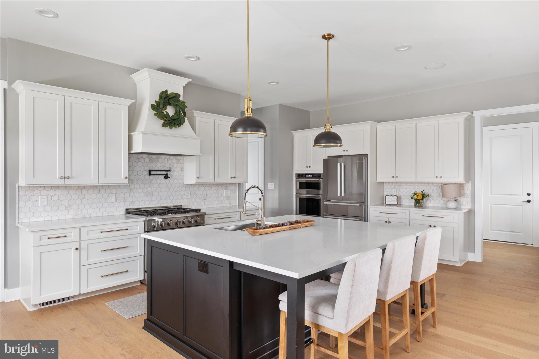 8189 SUMMERFIELD HILLS DRIVE