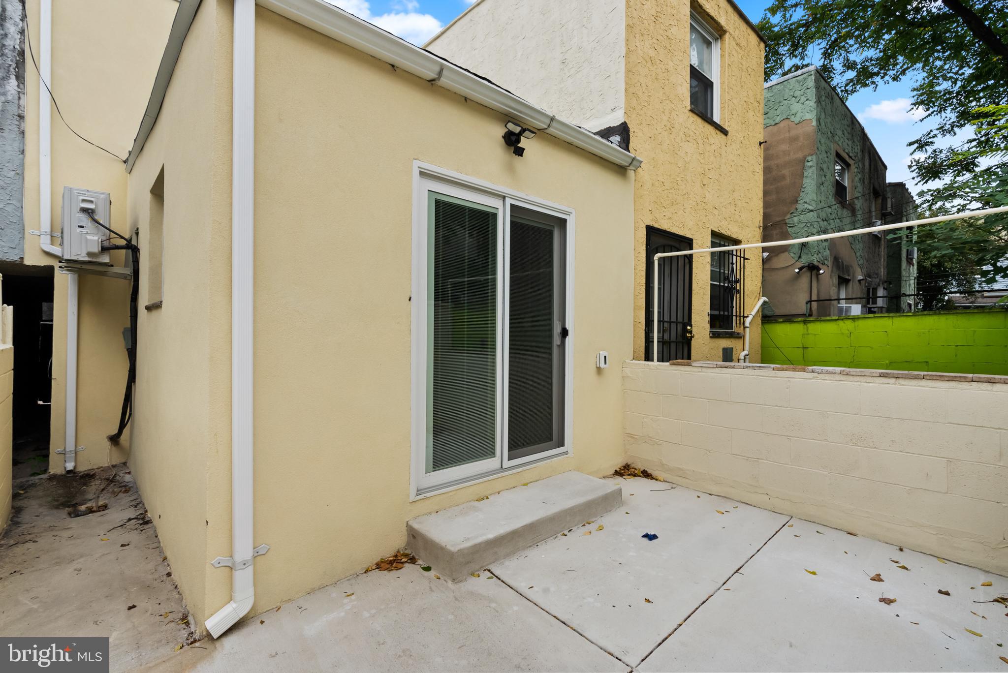 PASSYUNK SQUARE - Residential