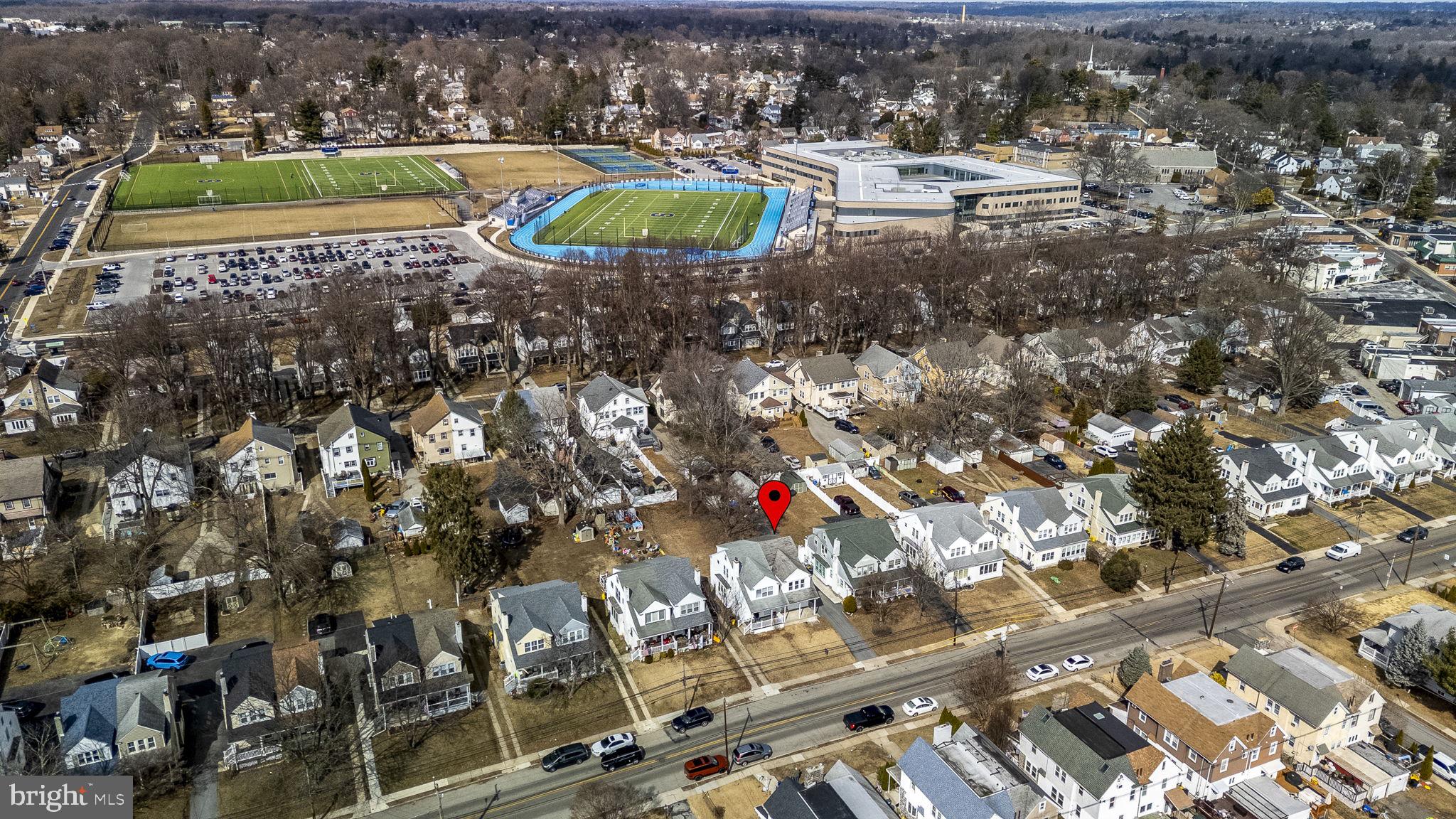 SPRINGFIELD KNOLL - Residential