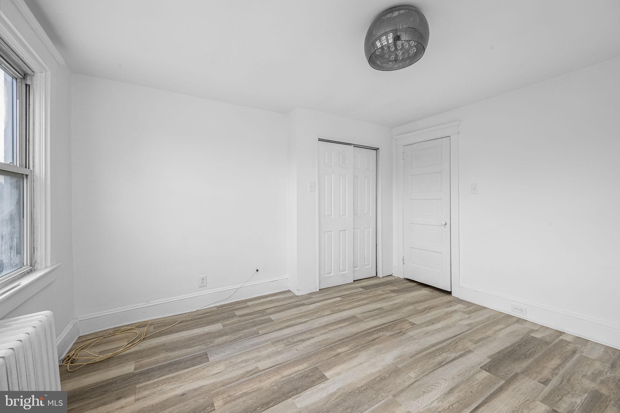 SPRINGFIELD KNOLL - Residential