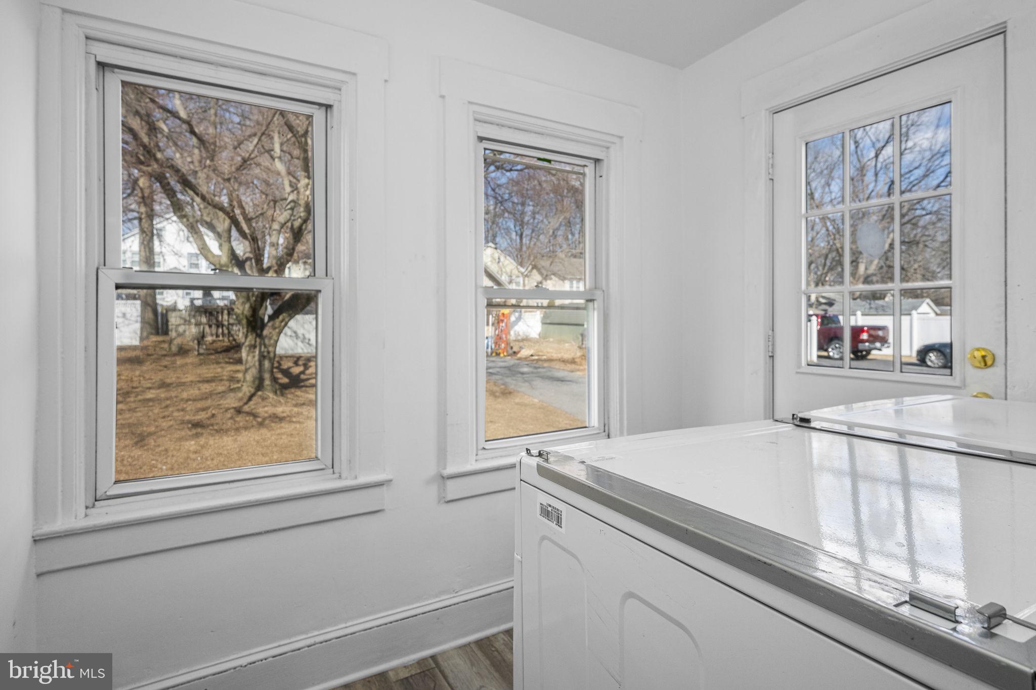 SPRINGFIELD KNOLL - Residential