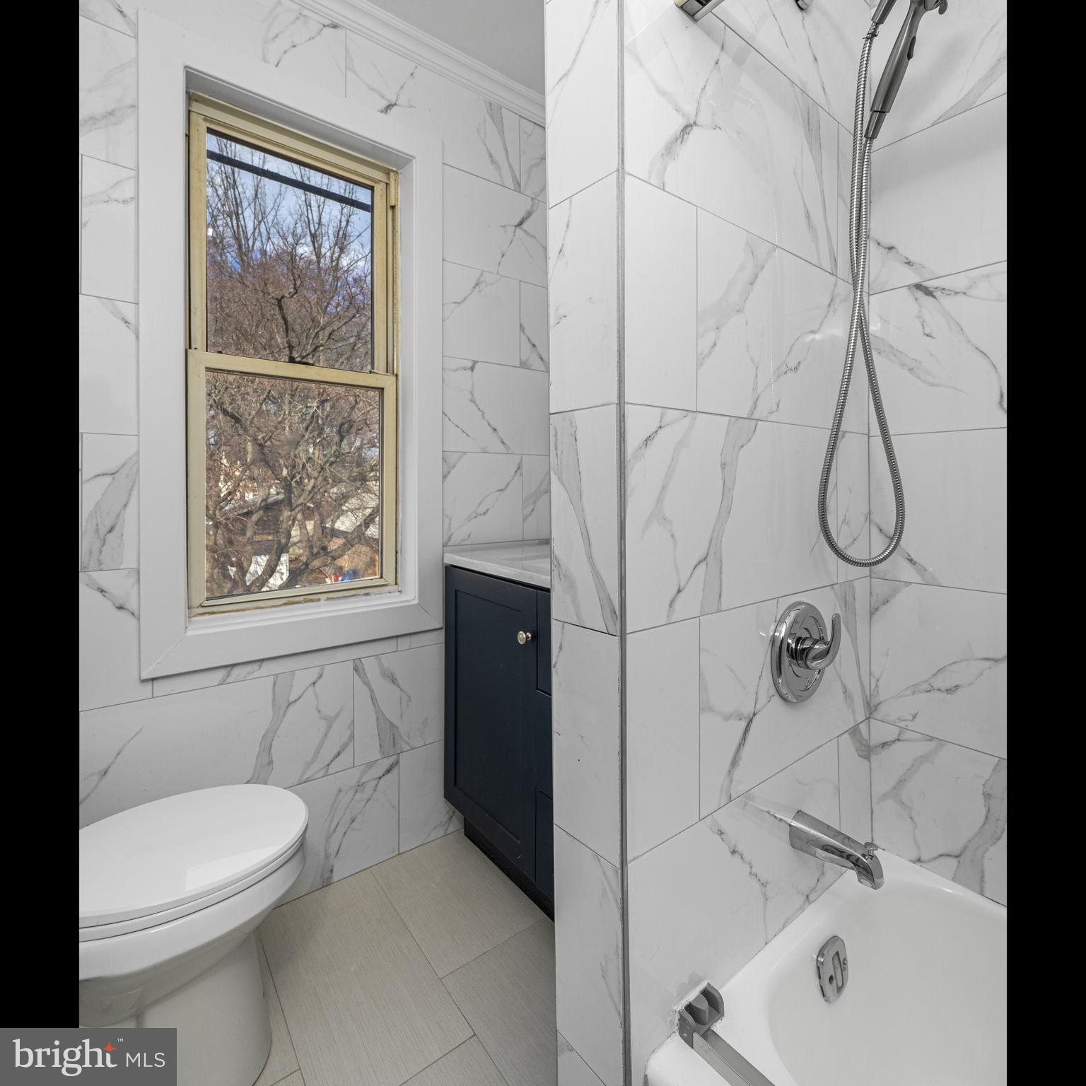 SPRINGFIELD KNOLL - Residential