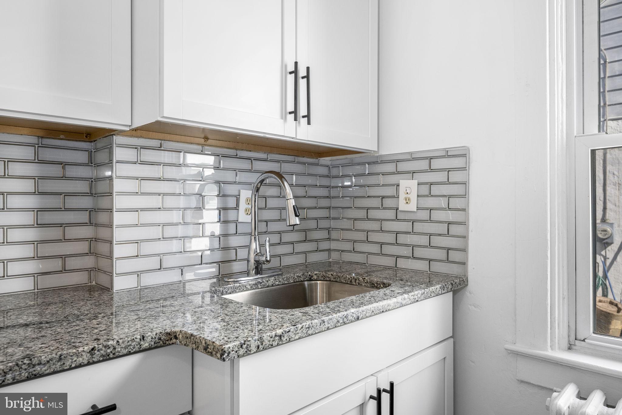 SPRINGFIELD KNOLL - Residential