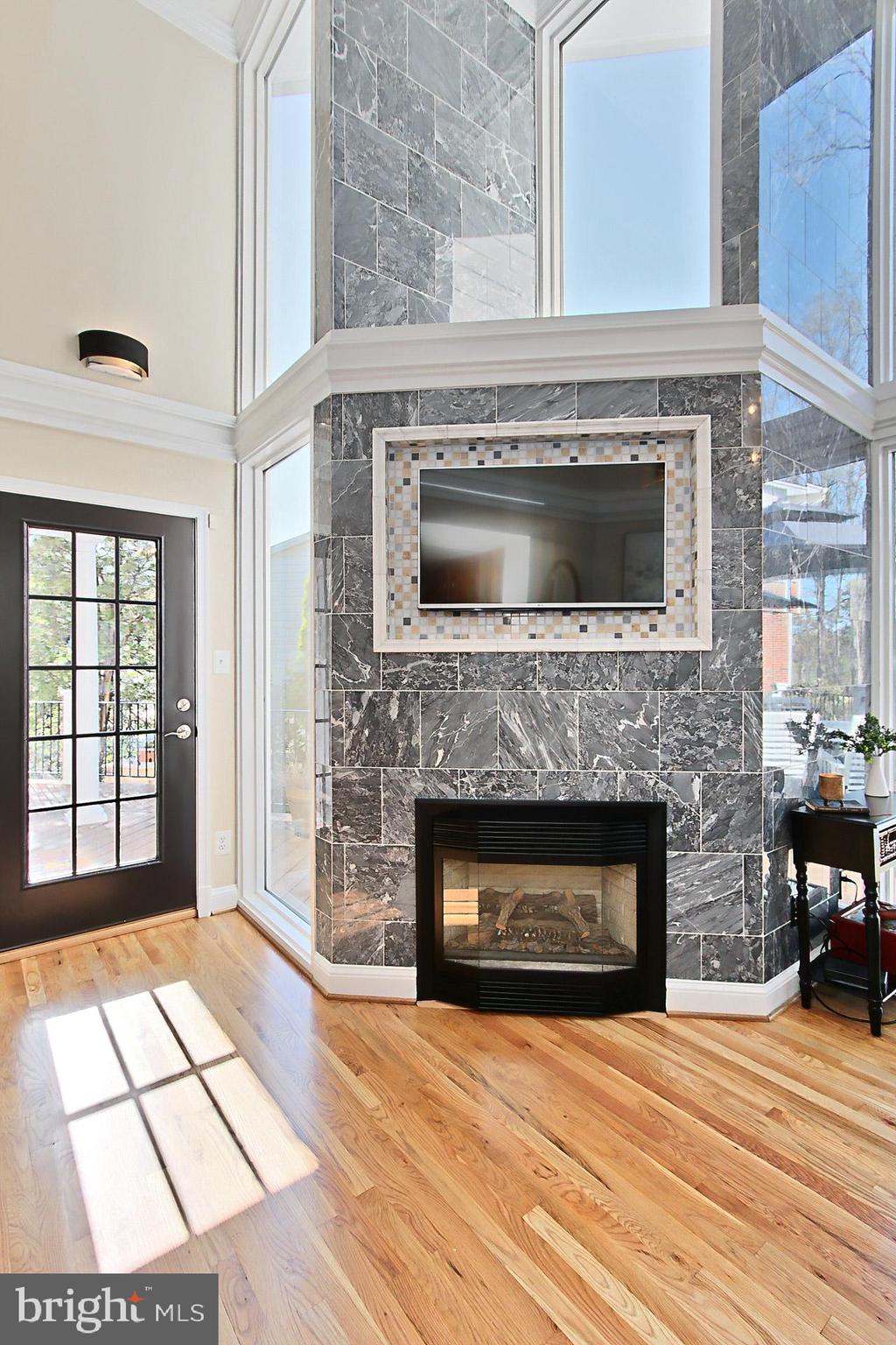 WEST SPRINGFIELD - Residential