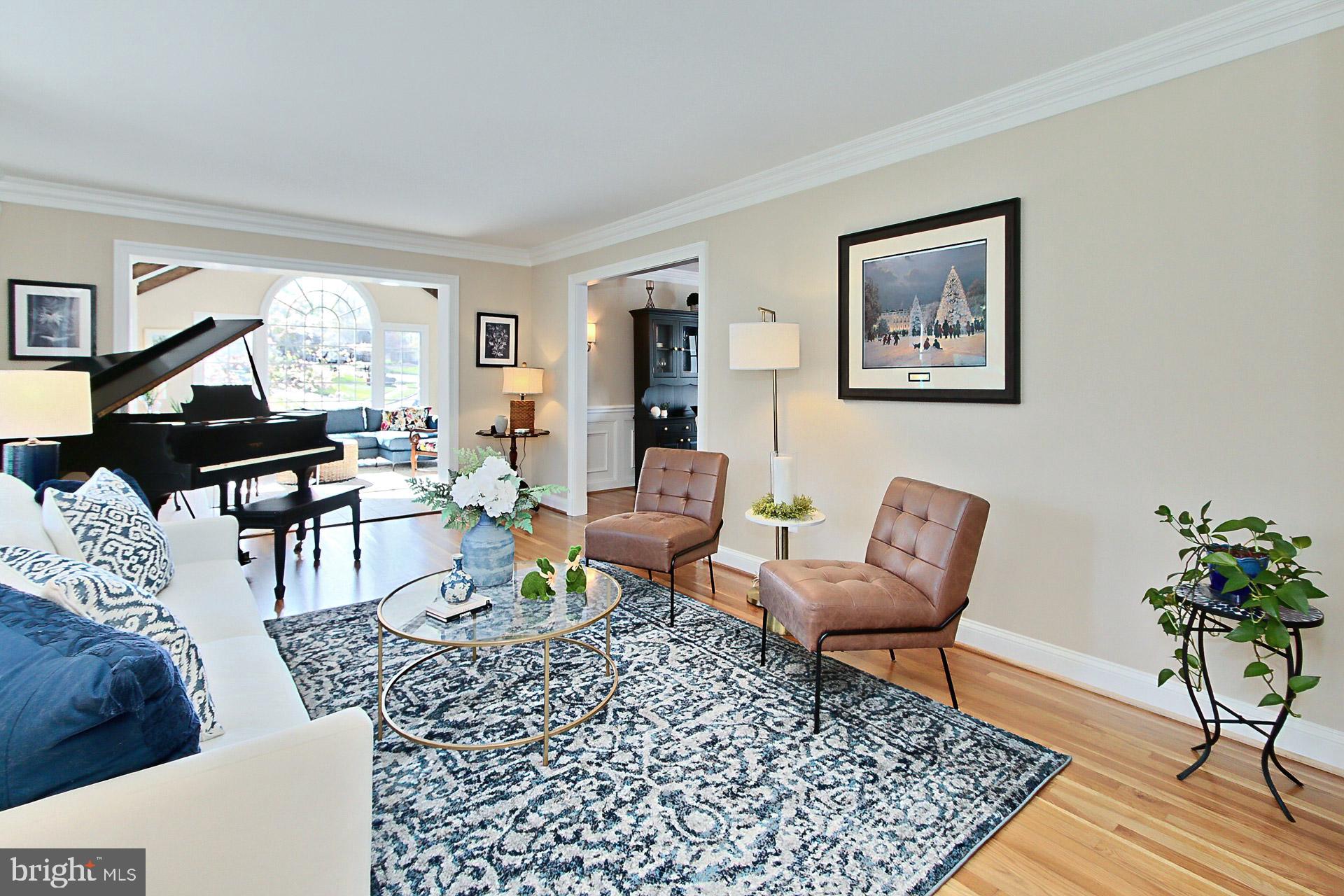 WEST SPRINGFIELD - Residential