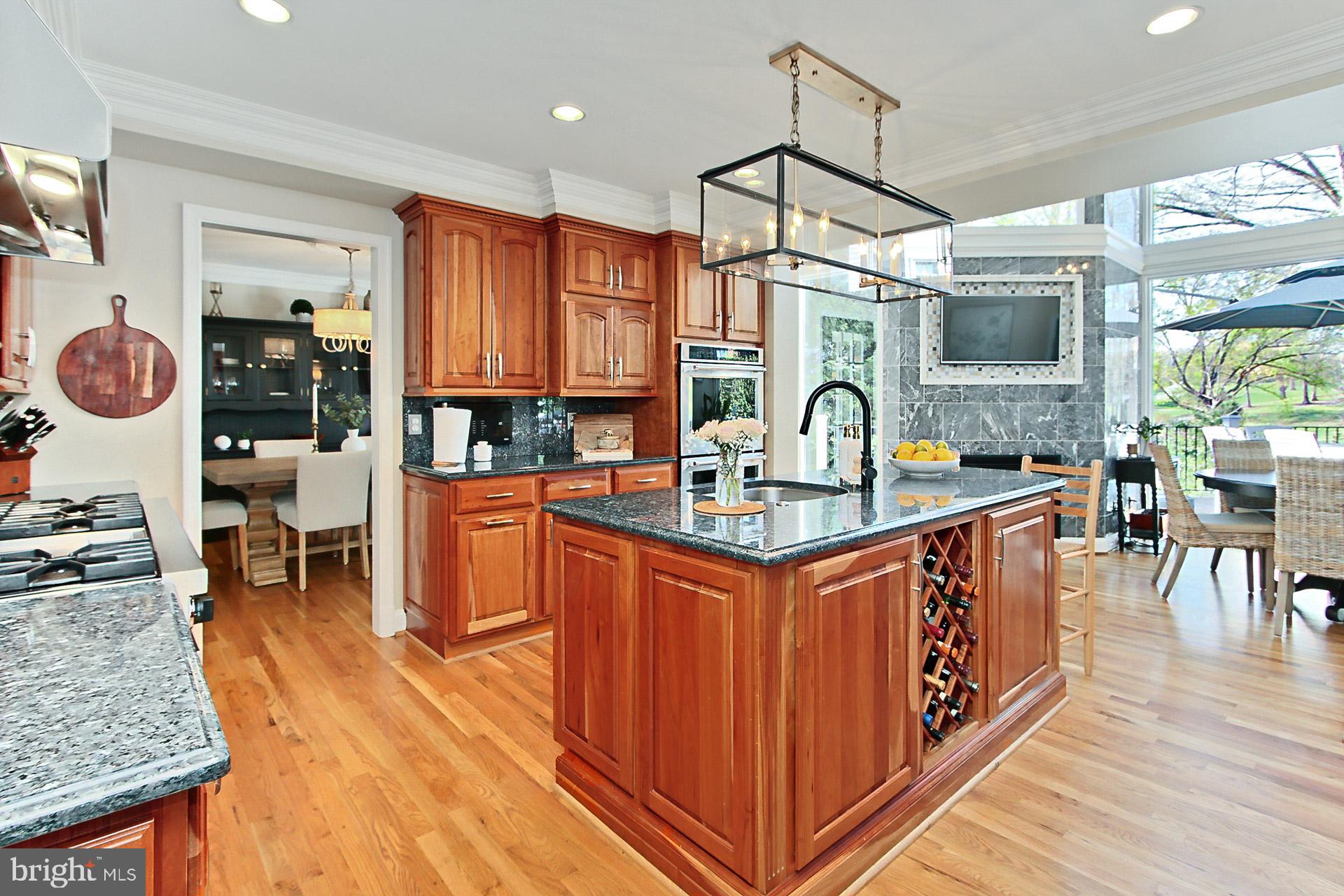 WEST SPRINGFIELD - Residential