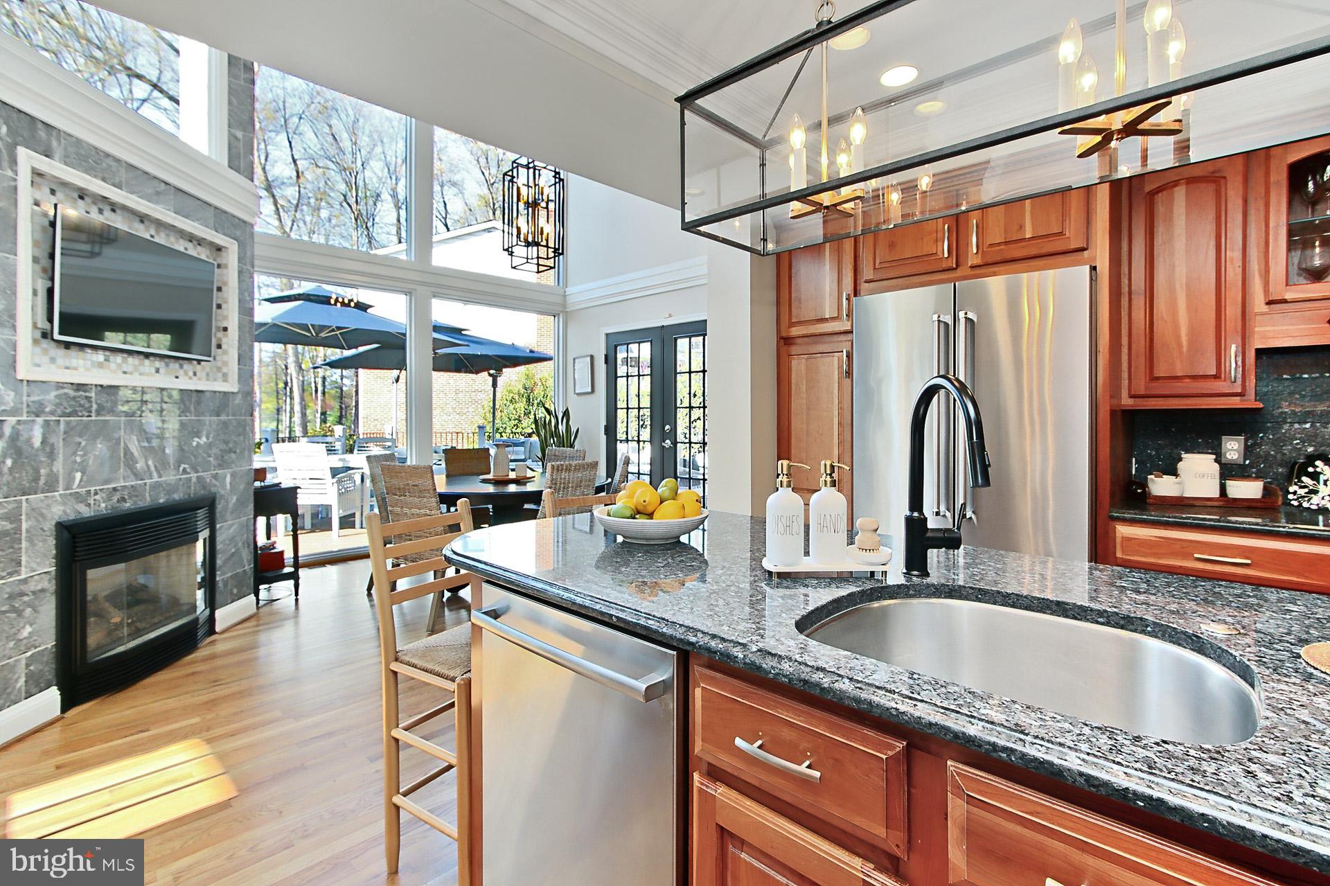 WEST SPRINGFIELD - Residential