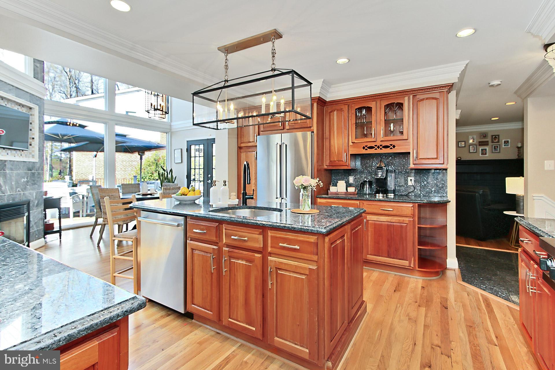 WEST SPRINGFIELD - Residential