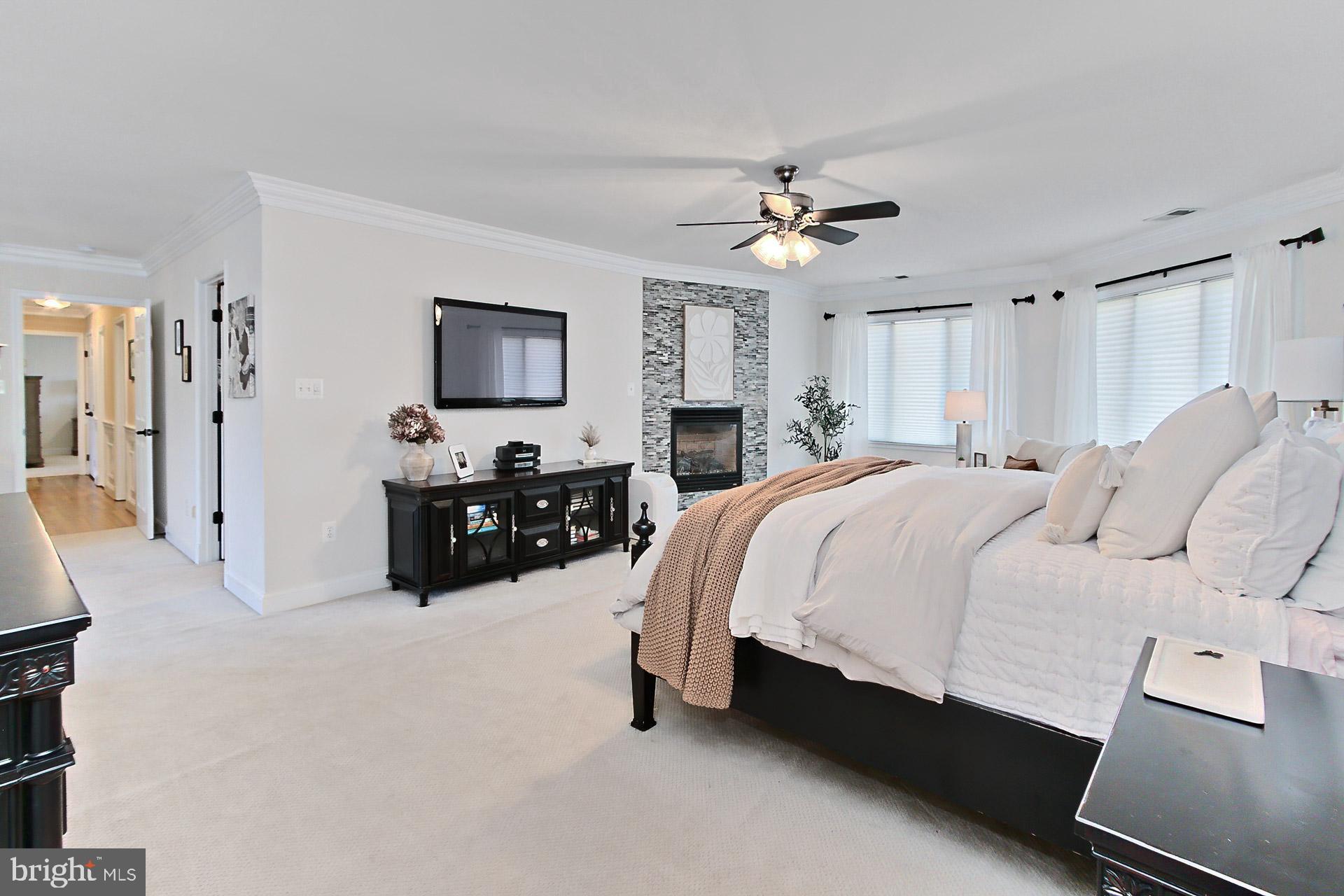 WEST SPRINGFIELD - Residential