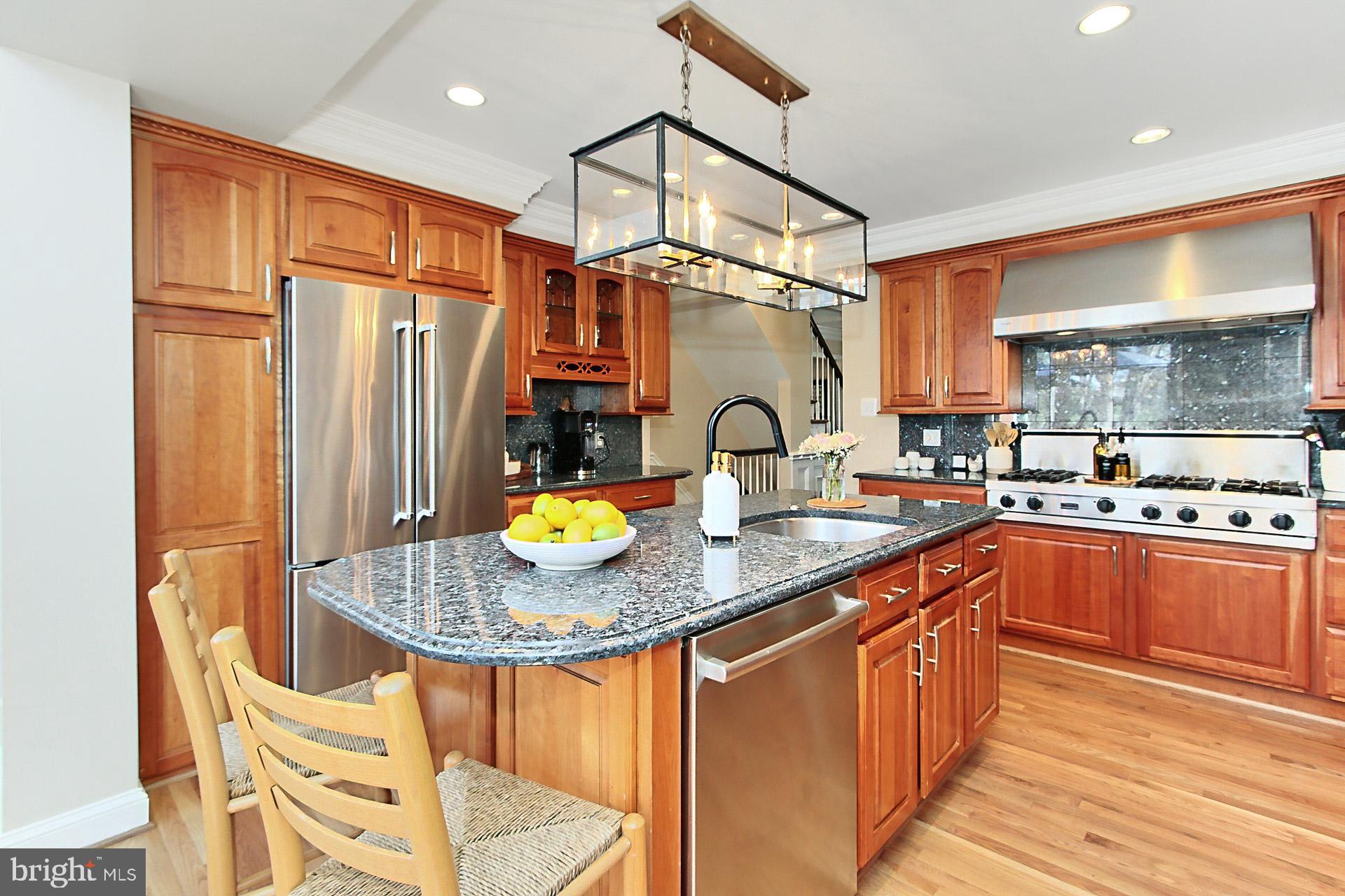 WEST SPRINGFIELD - Residential