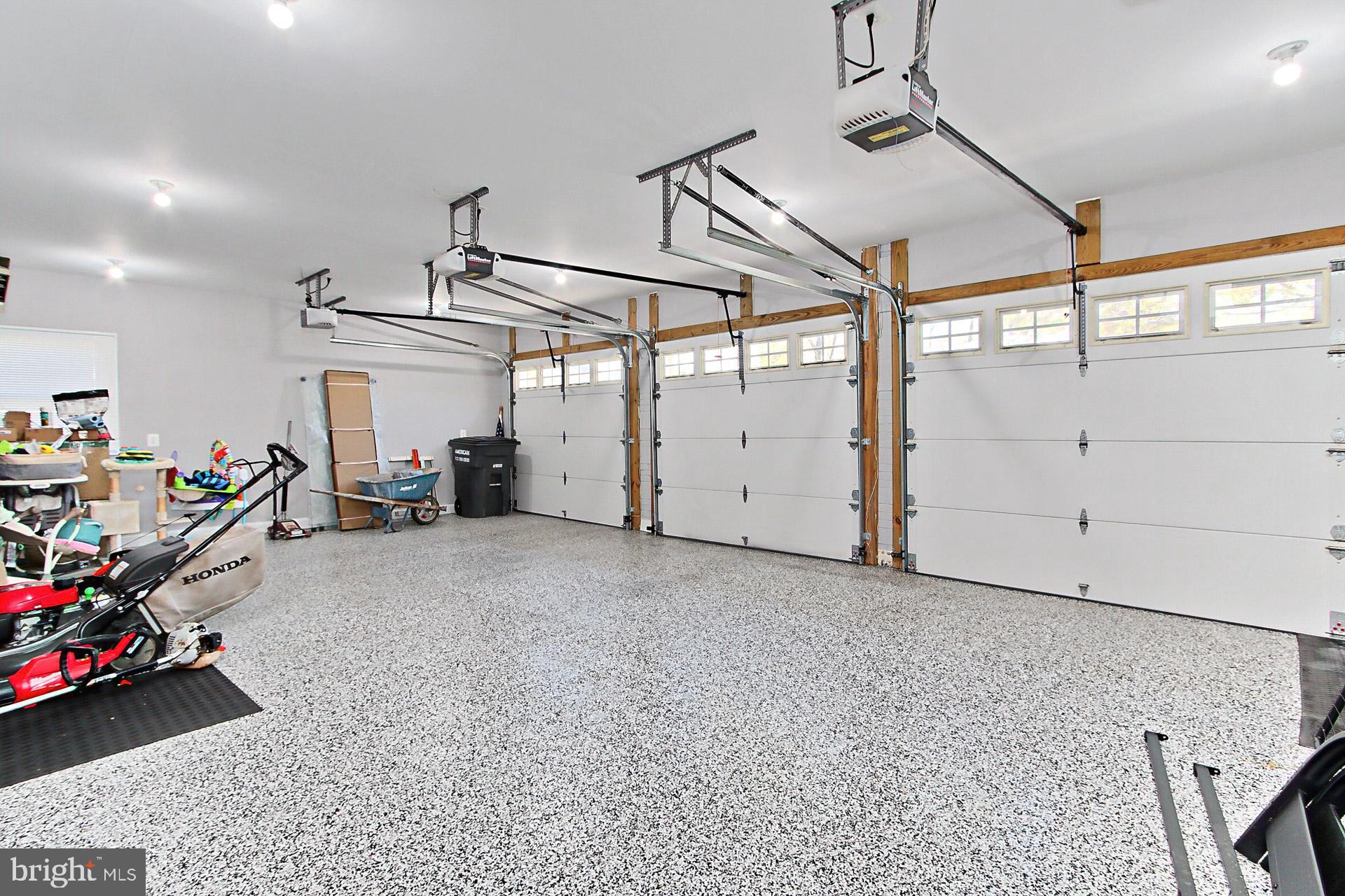 WEST SPRINGFIELD - Residential