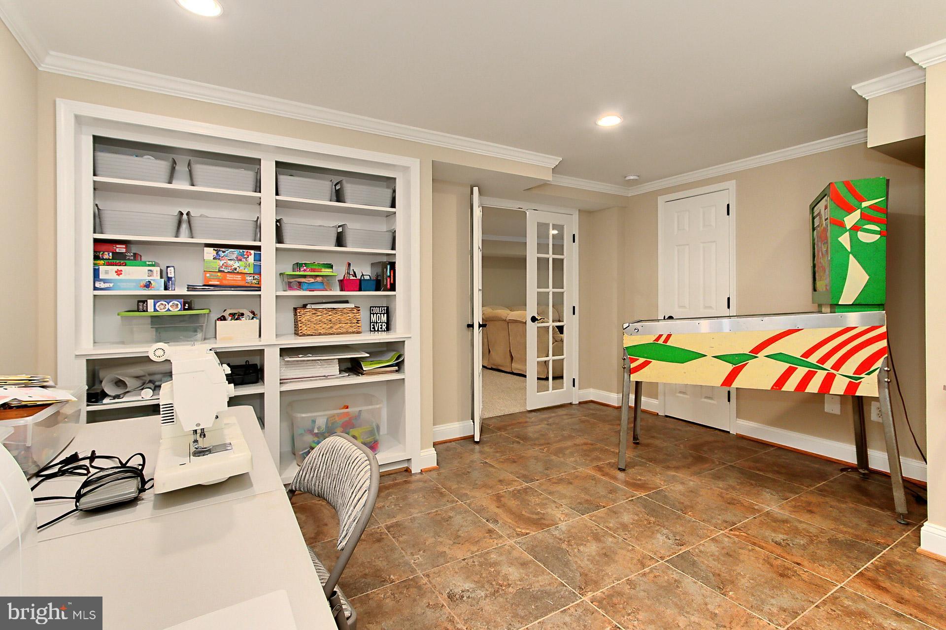 WEST SPRINGFIELD - Residential