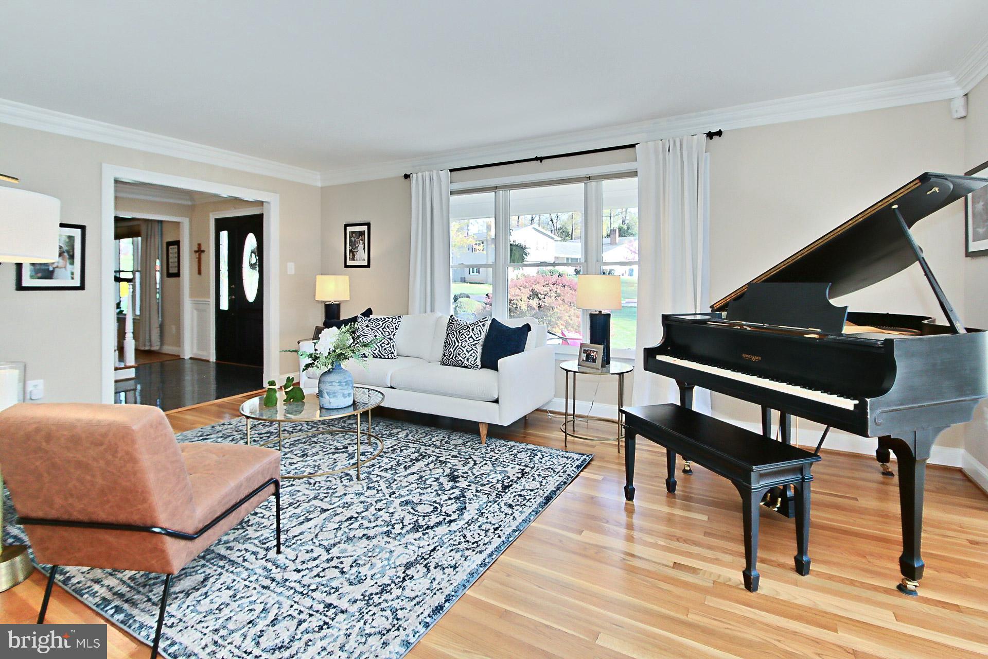 WEST SPRINGFIELD - Residential