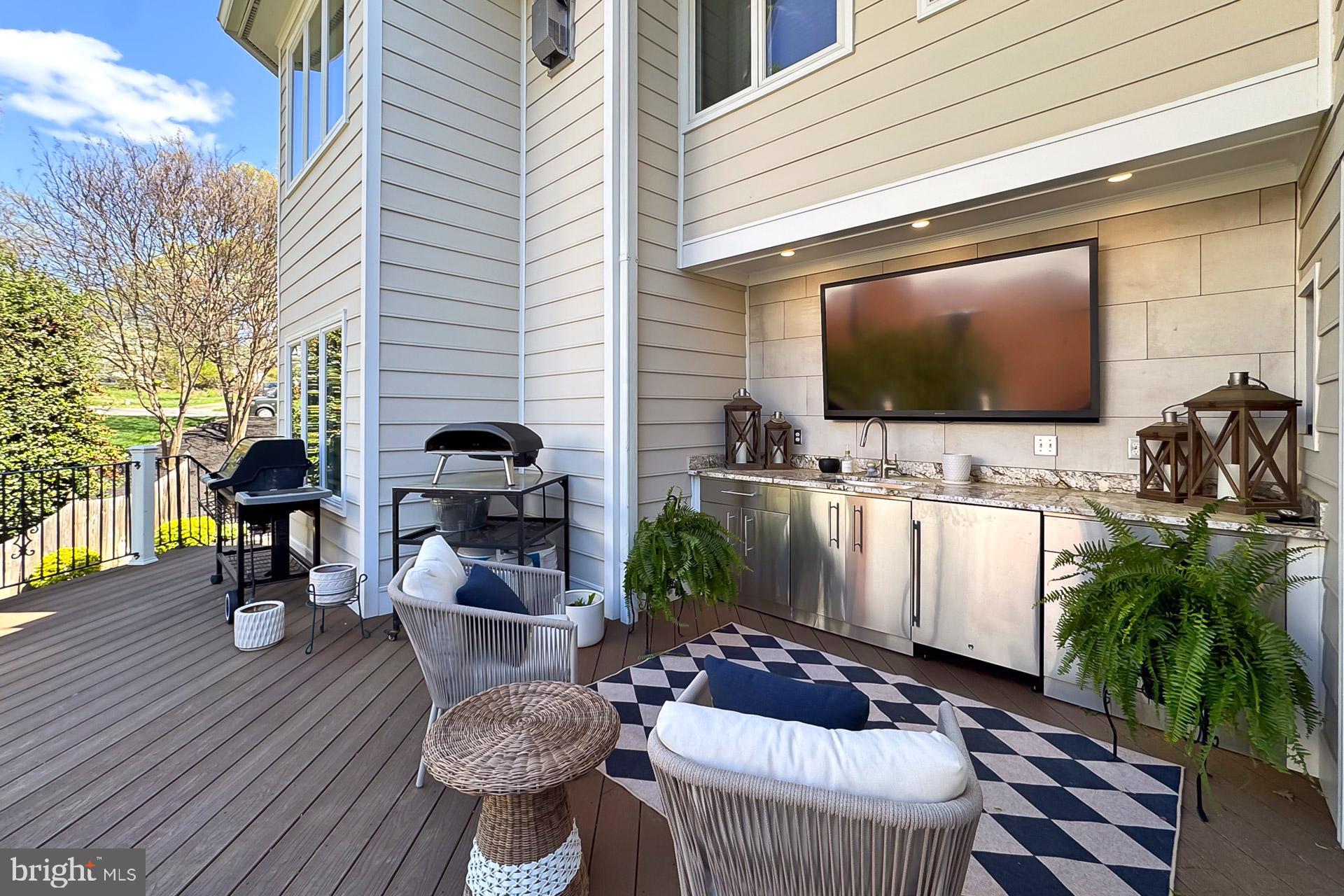 WEST SPRINGFIELD - Residential