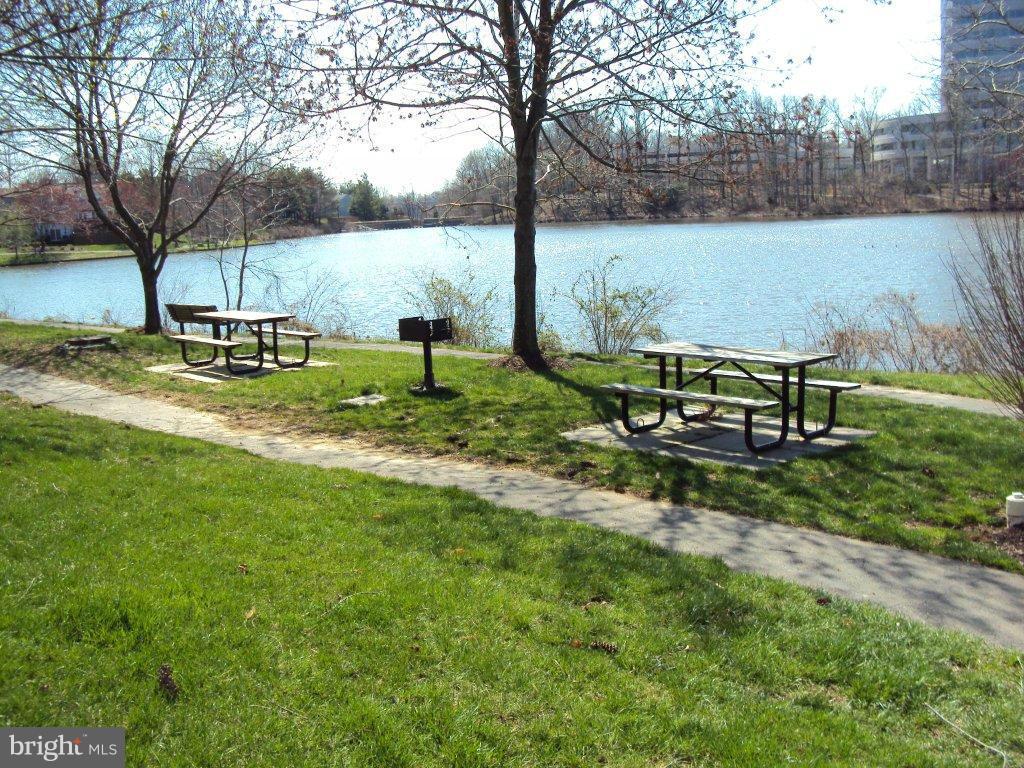 CARR AT NEW PROVIDENCE - Residential