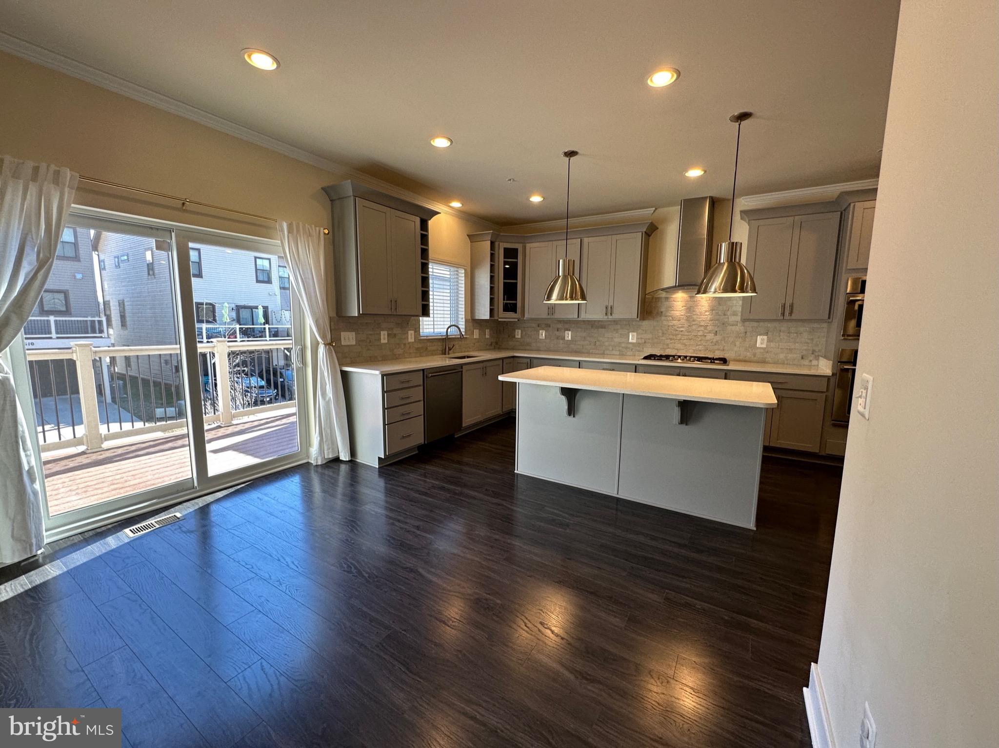 CLARKSBURG - Residential Lease