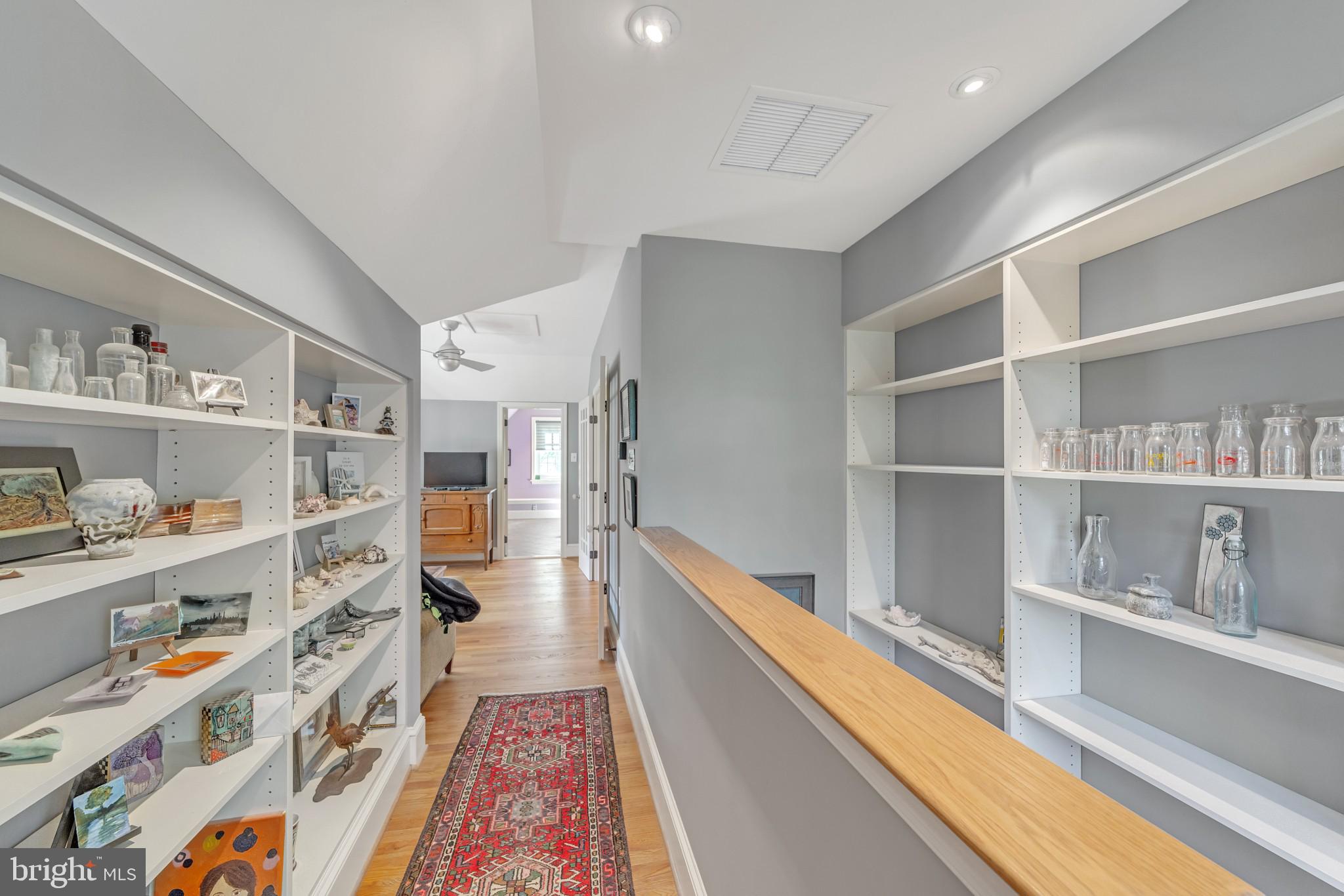 SCONNELLTOWN - Residential