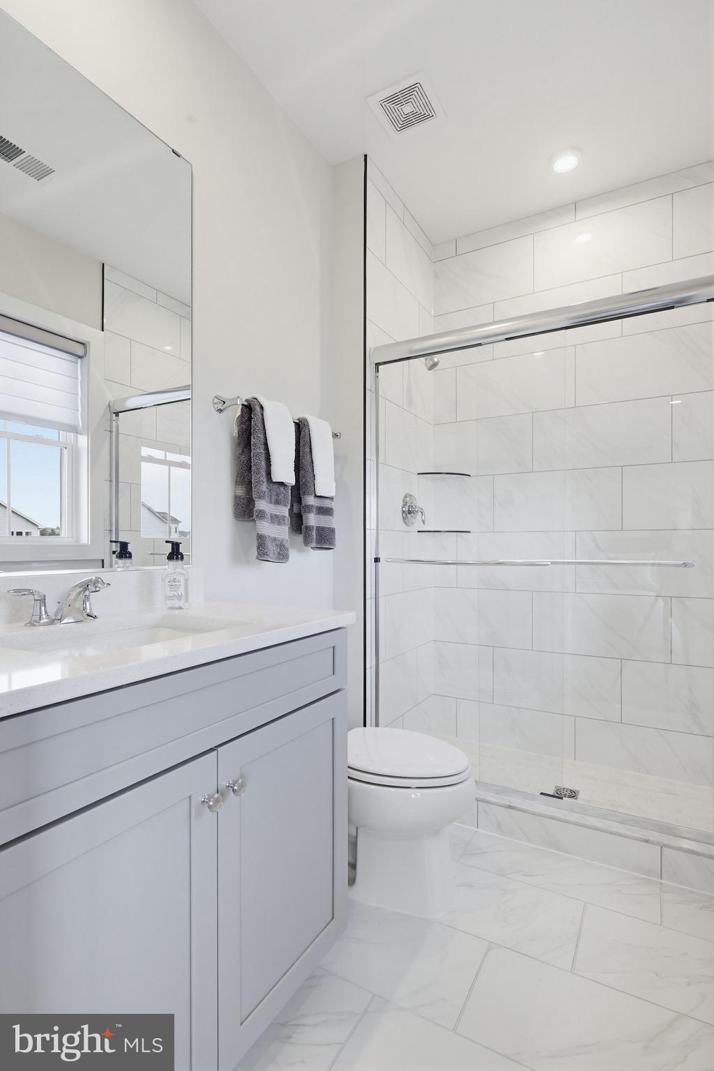 LINDEN GROVE - Residential