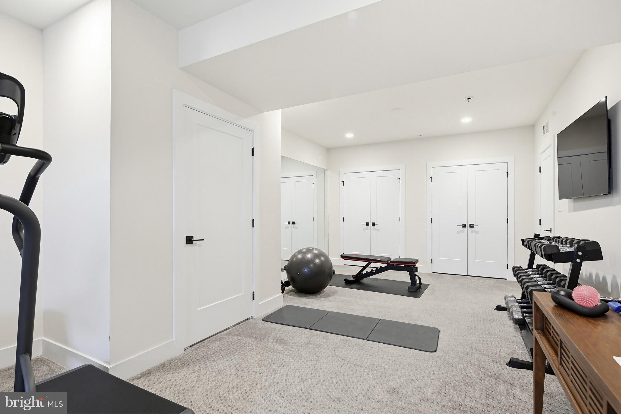 LINDEN GROVE - Residential