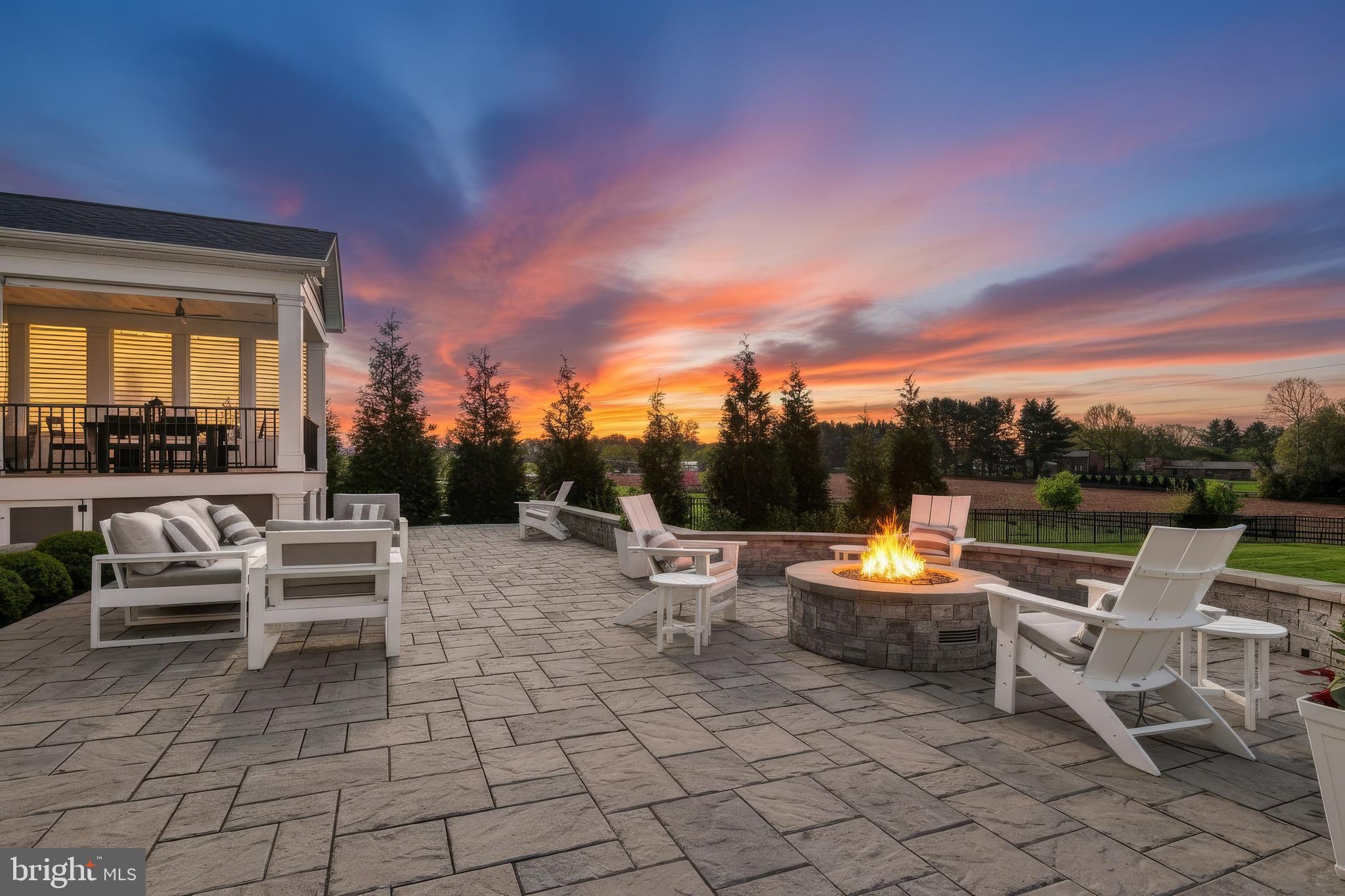 LINDEN GROVE - Residential