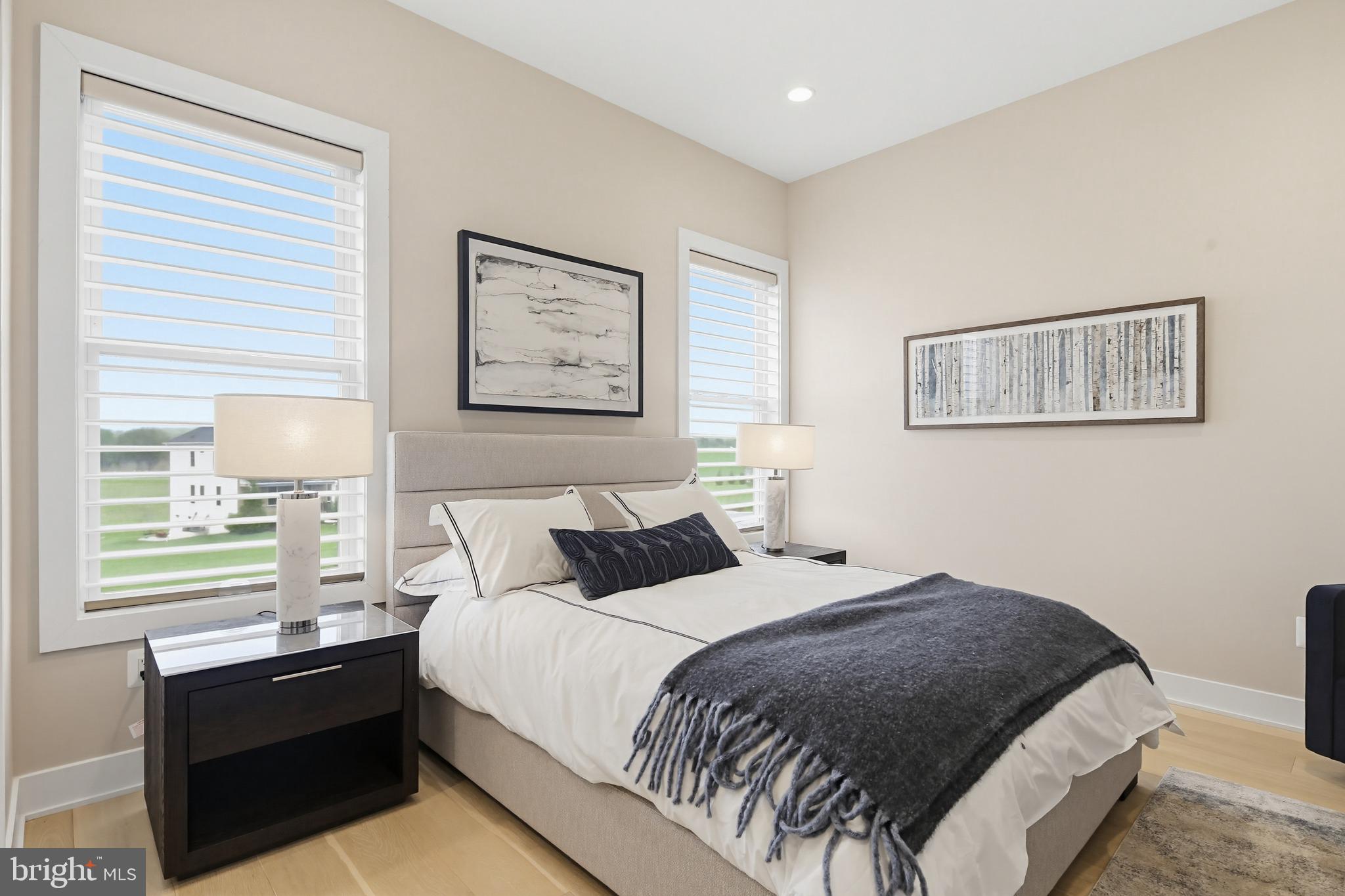 LINDEN GROVE - Residential