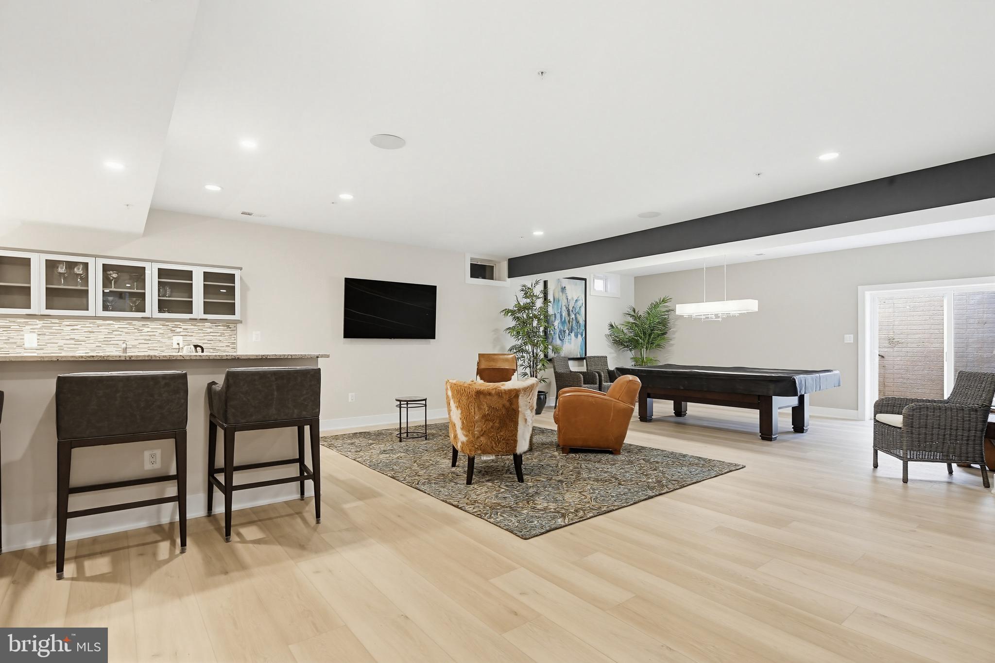 LINDEN GROVE - Residential