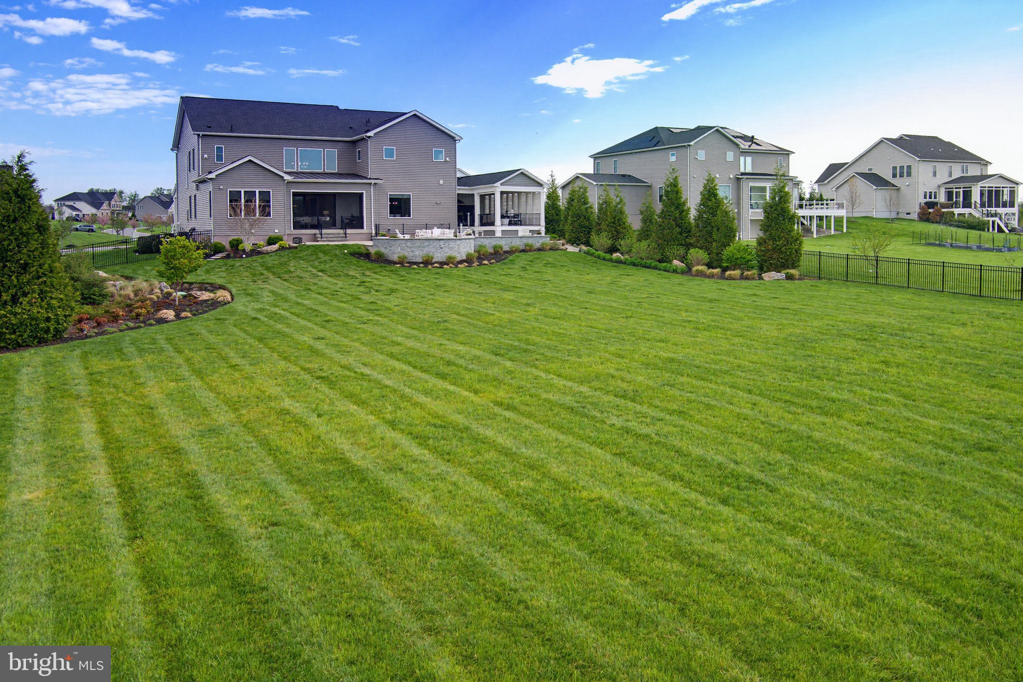 LINDEN GROVE - Residential