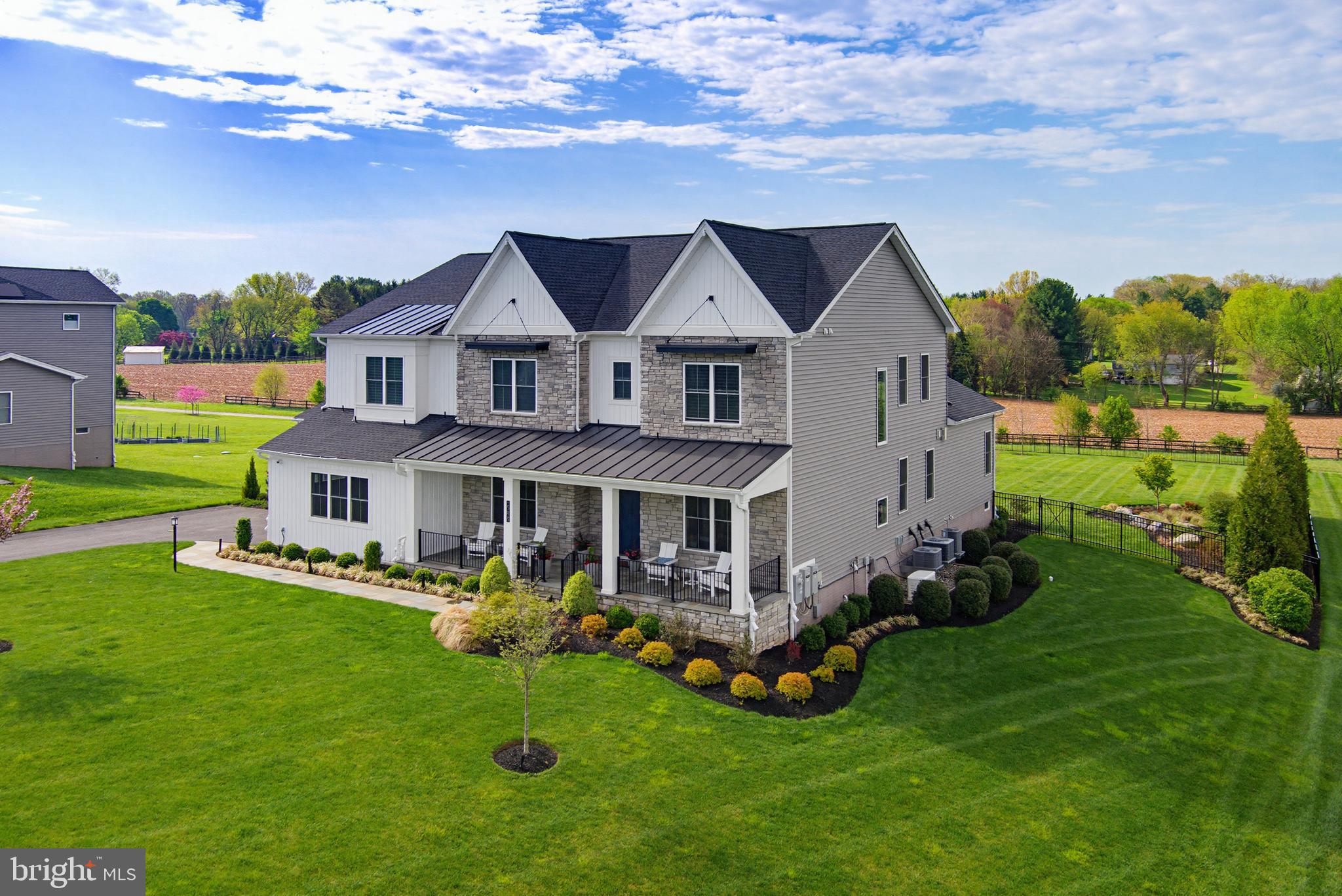 15625 LINDEN GROVE LANE