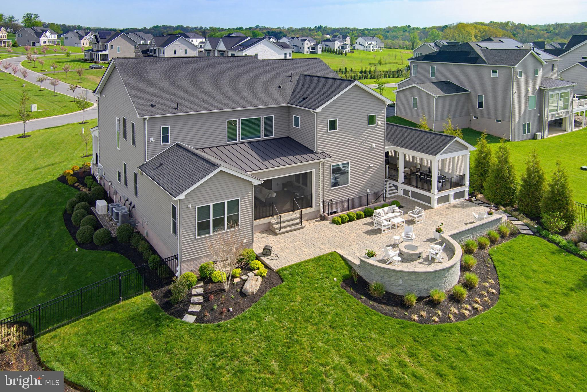 LINDEN GROVE - Residential