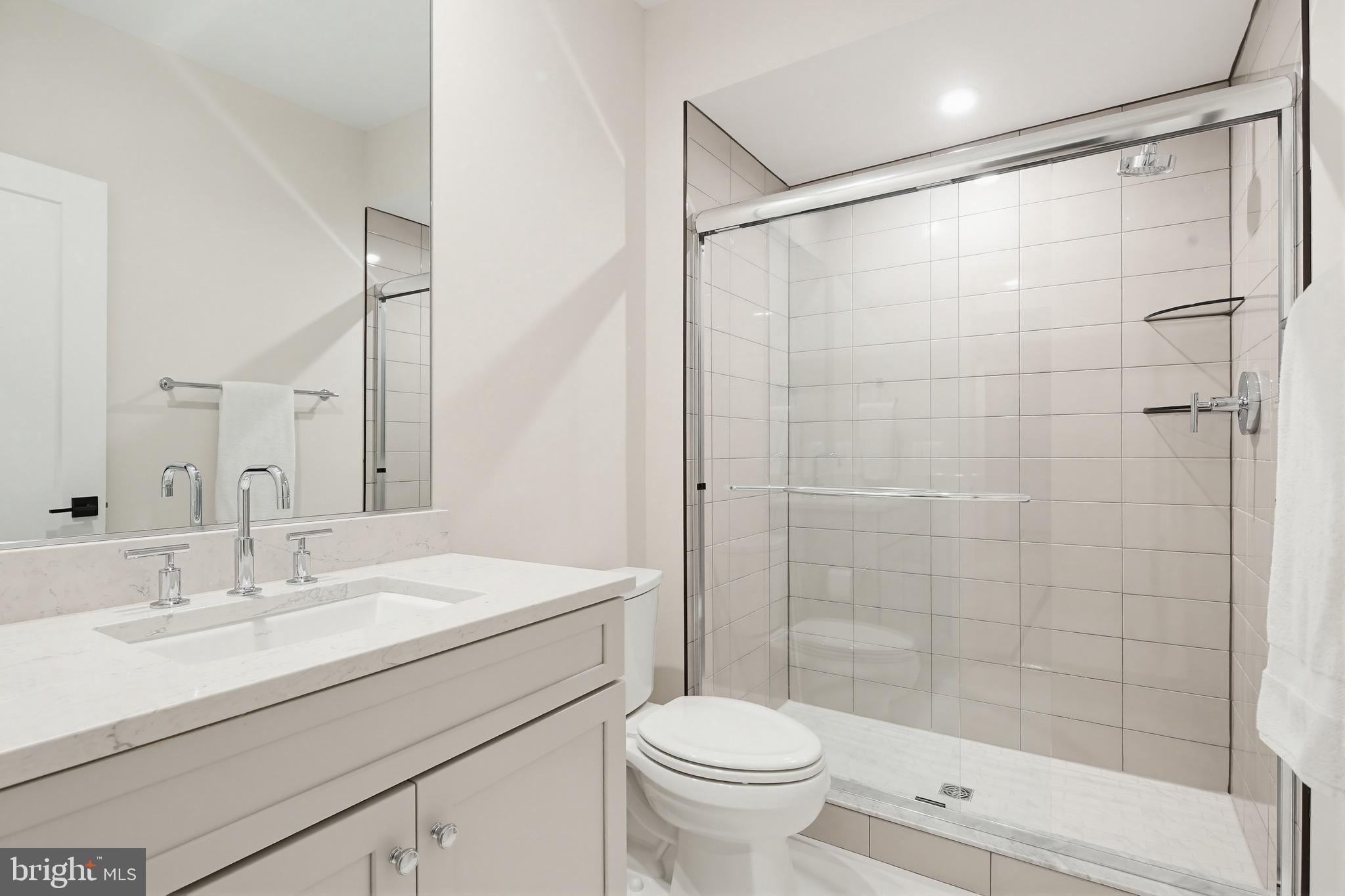 LINDEN GROVE - Residential