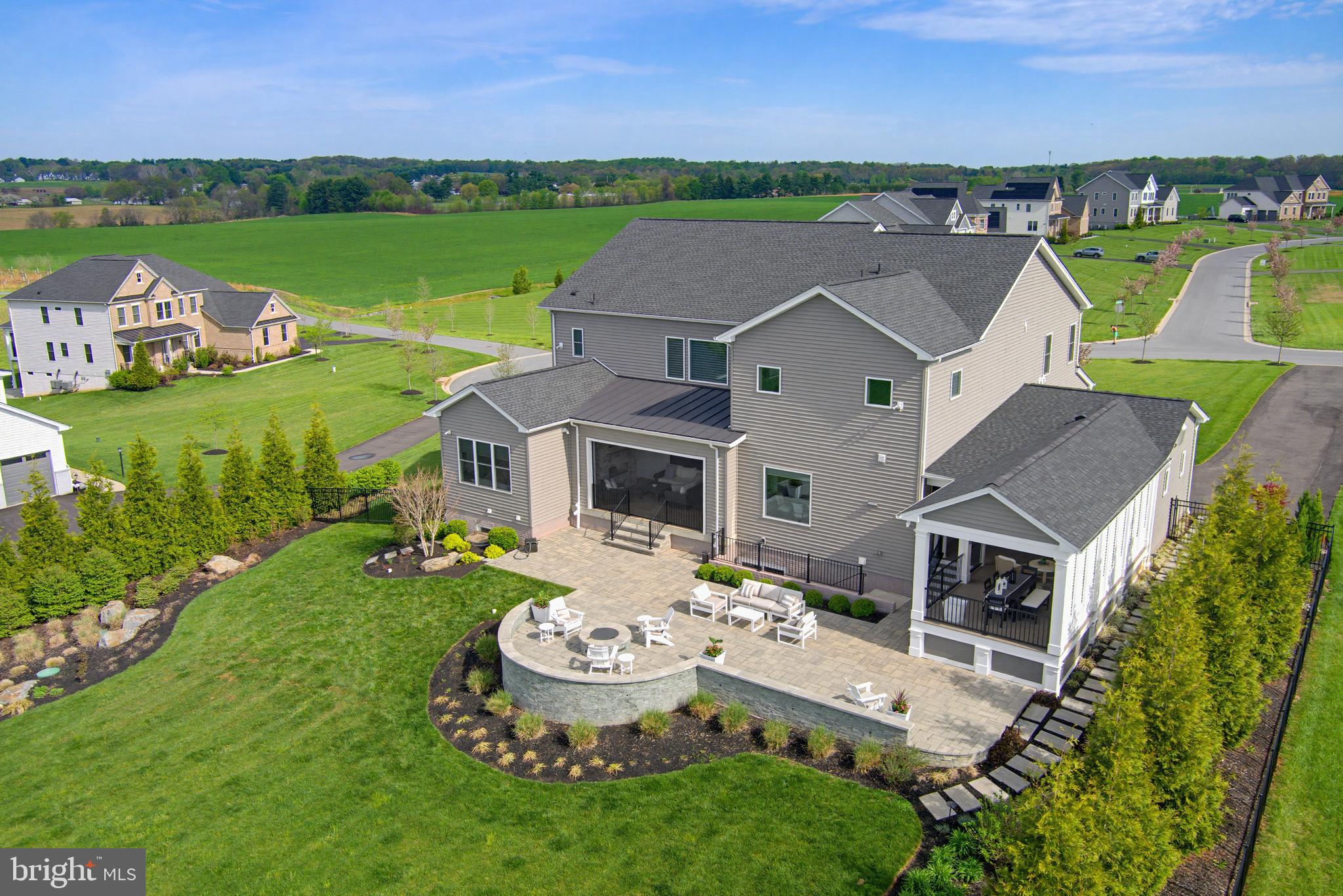 LINDEN GROVE - Residential